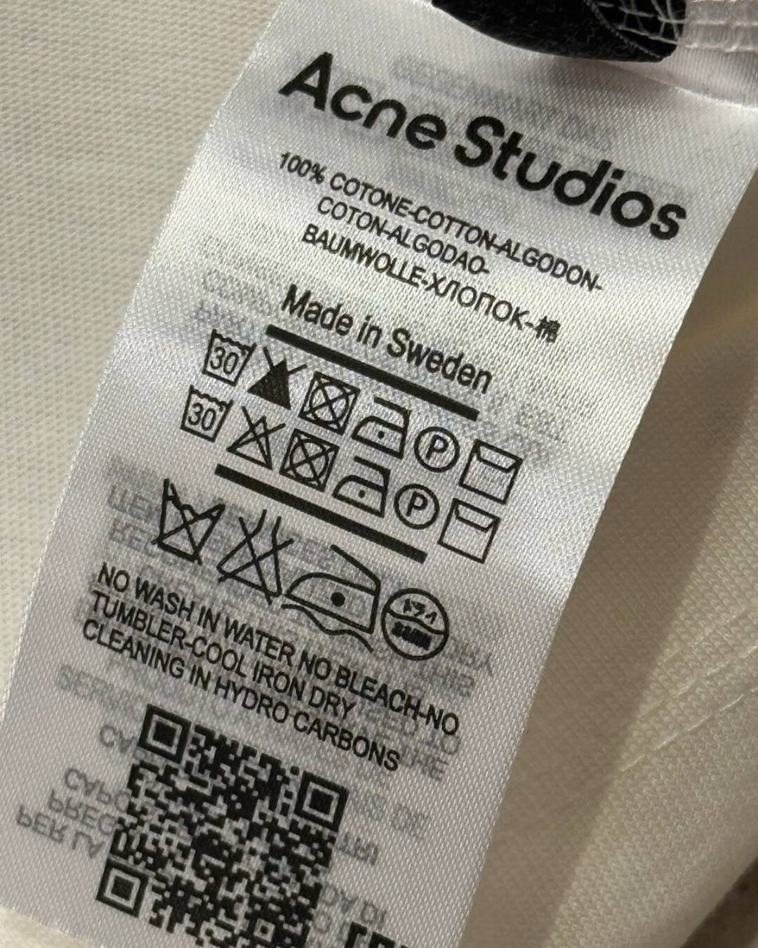 Футболка Acne Studios — изображение 7