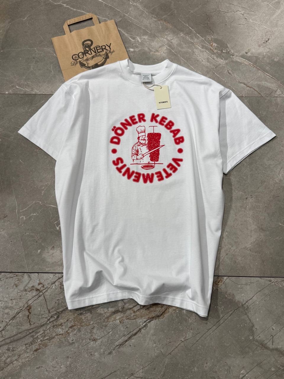 Футболка Vetements