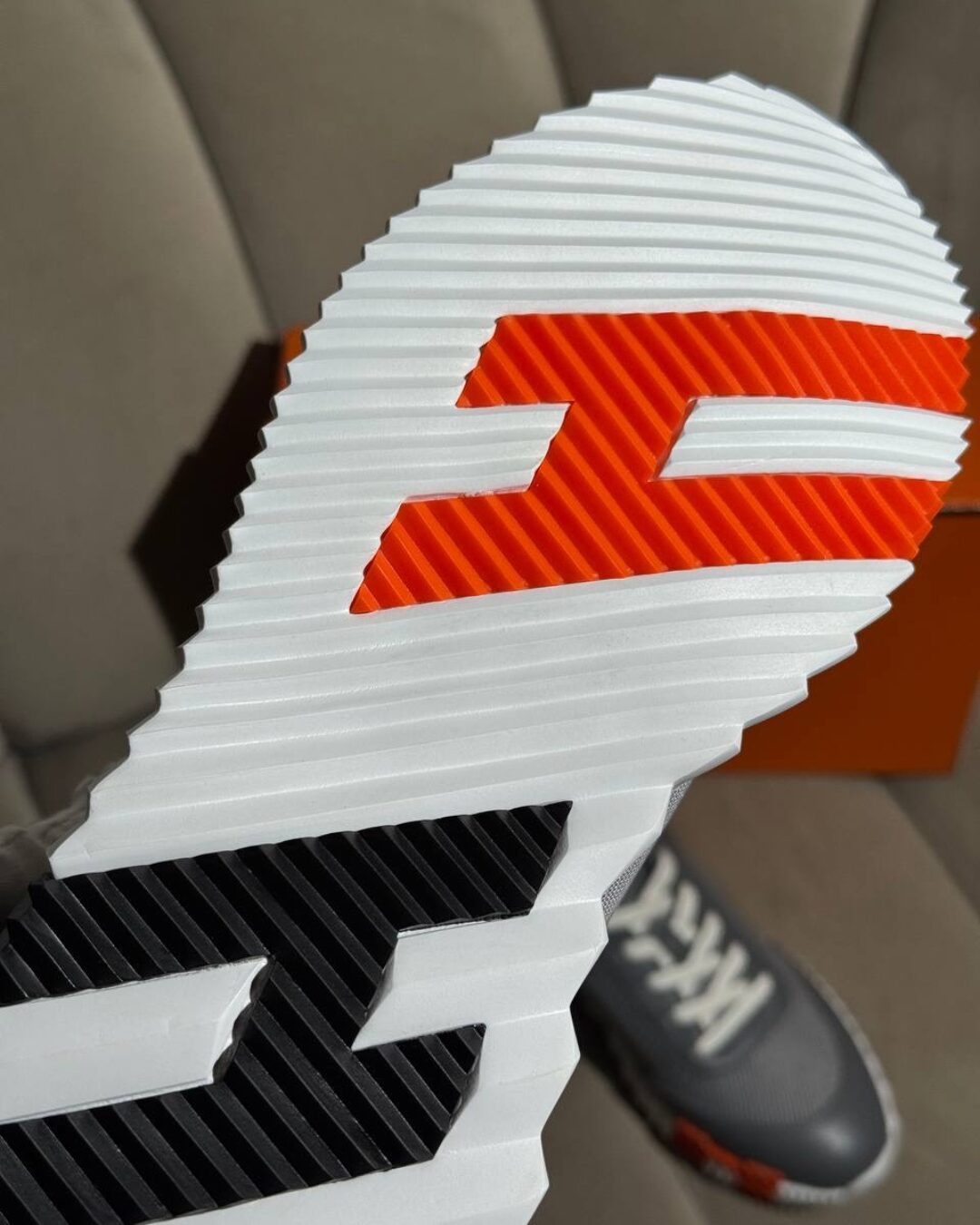 Кроссовки Hermes — изображение 8