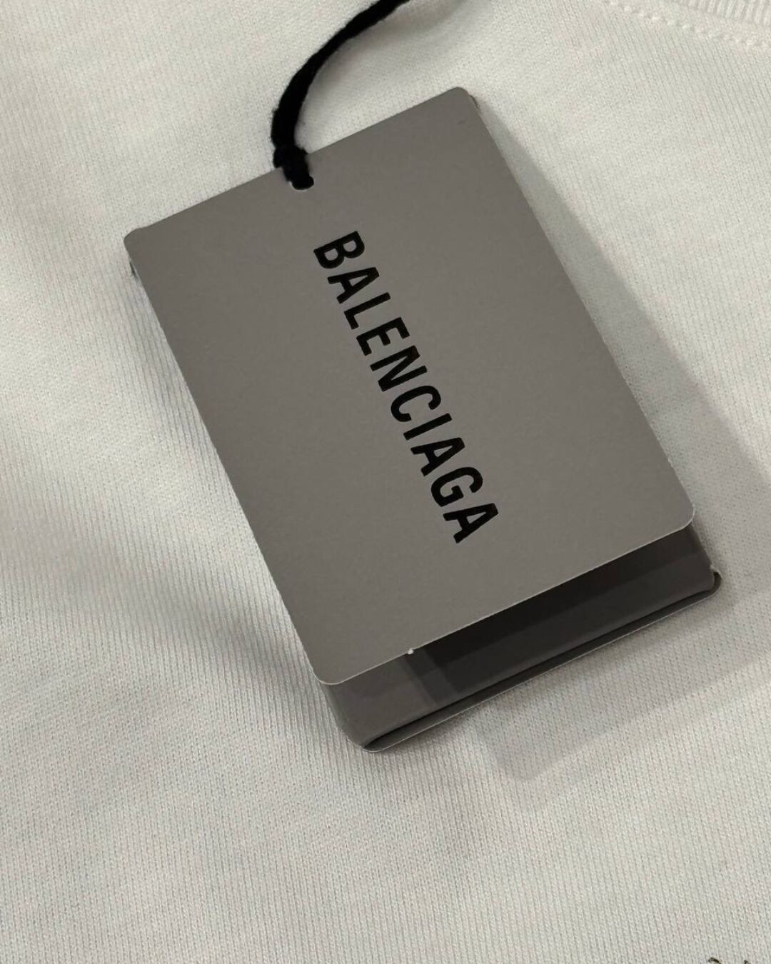 Футболка Balenciaga — изображение 6