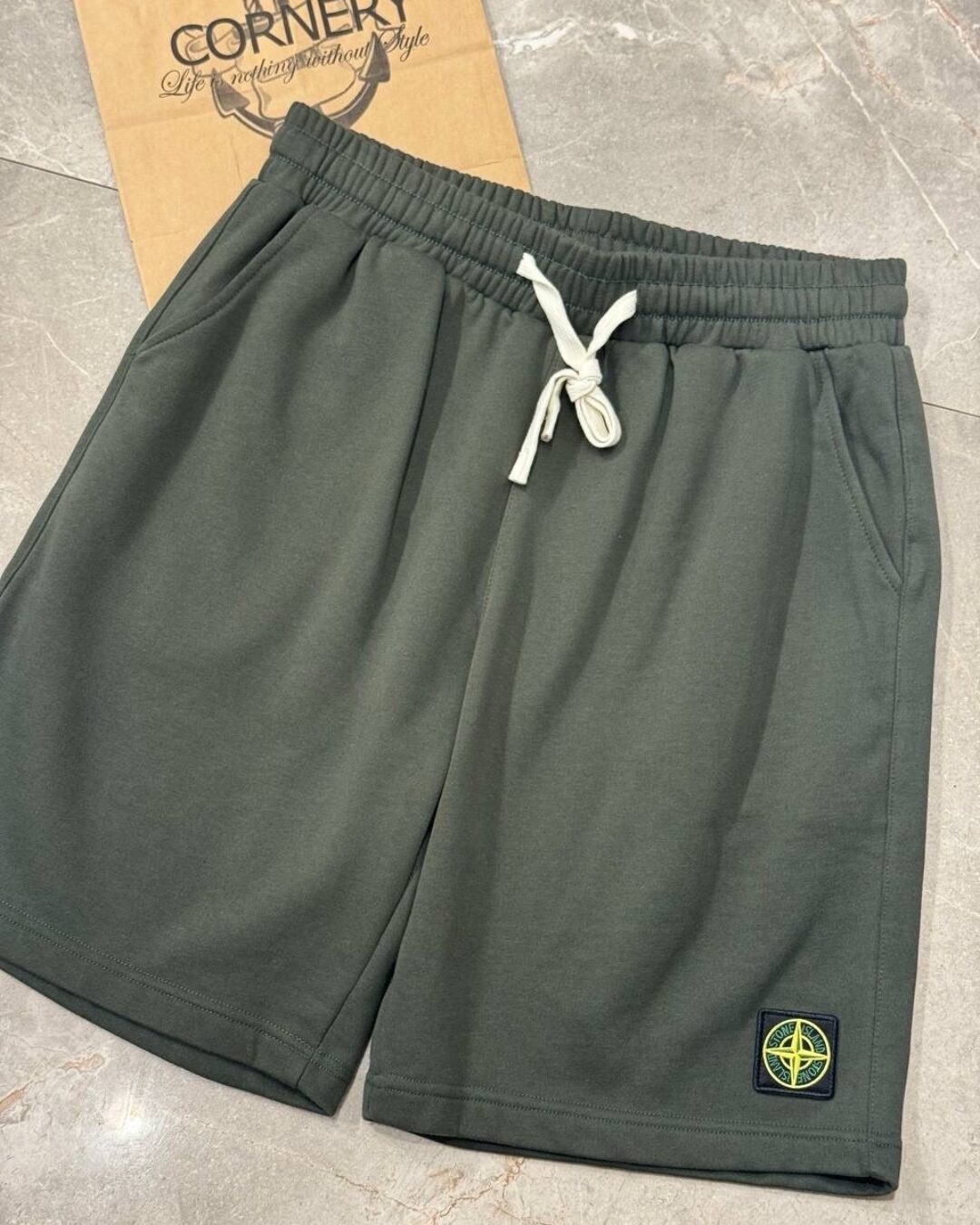 Шорты Stone Island — изображение 4