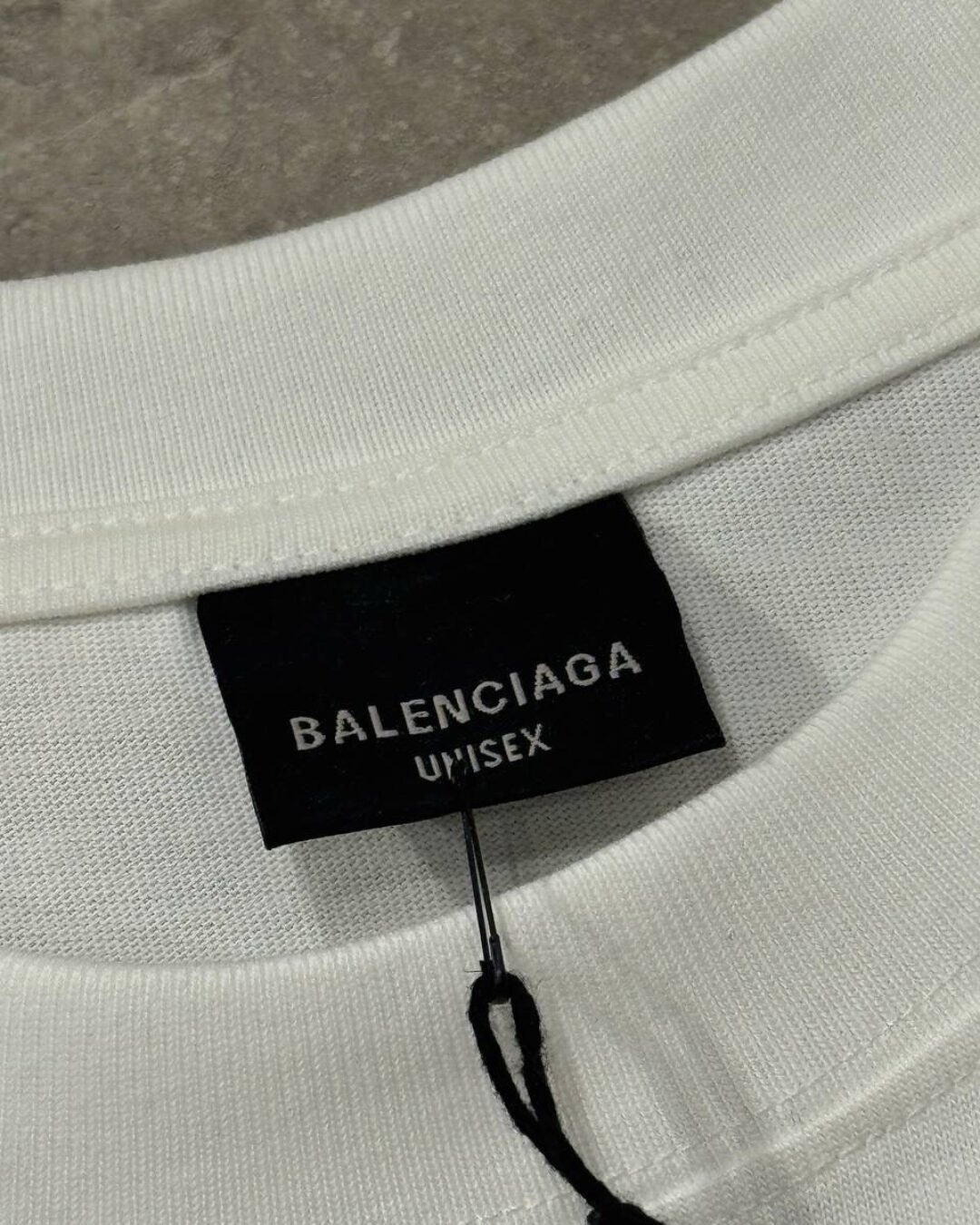 Футболка Balenciaga — изображение 9