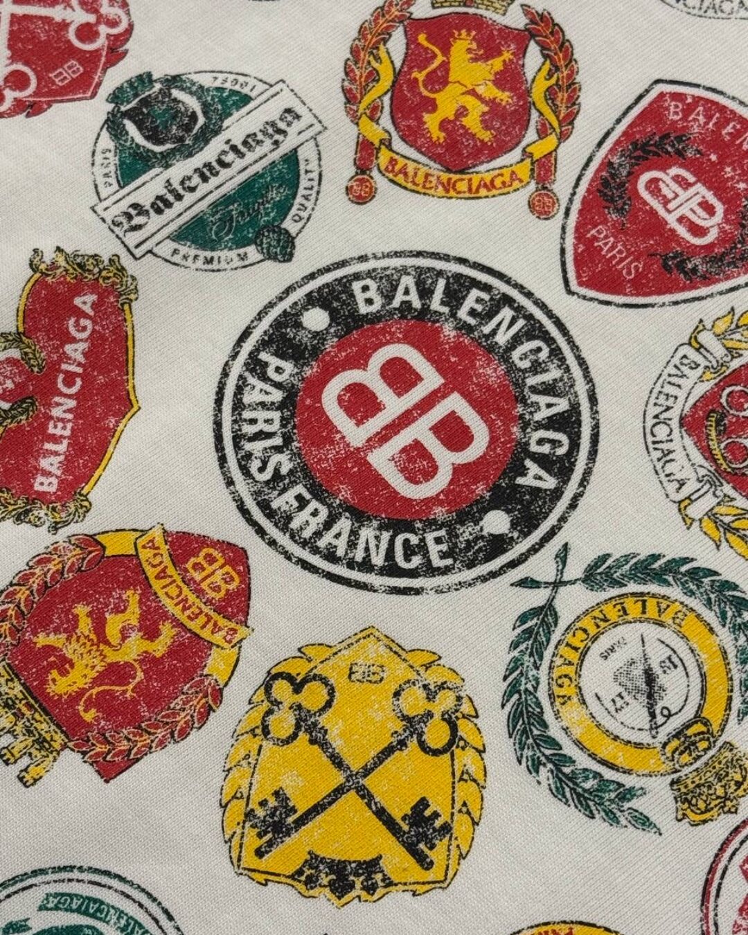 Футболка Balenciaga — изображение 8