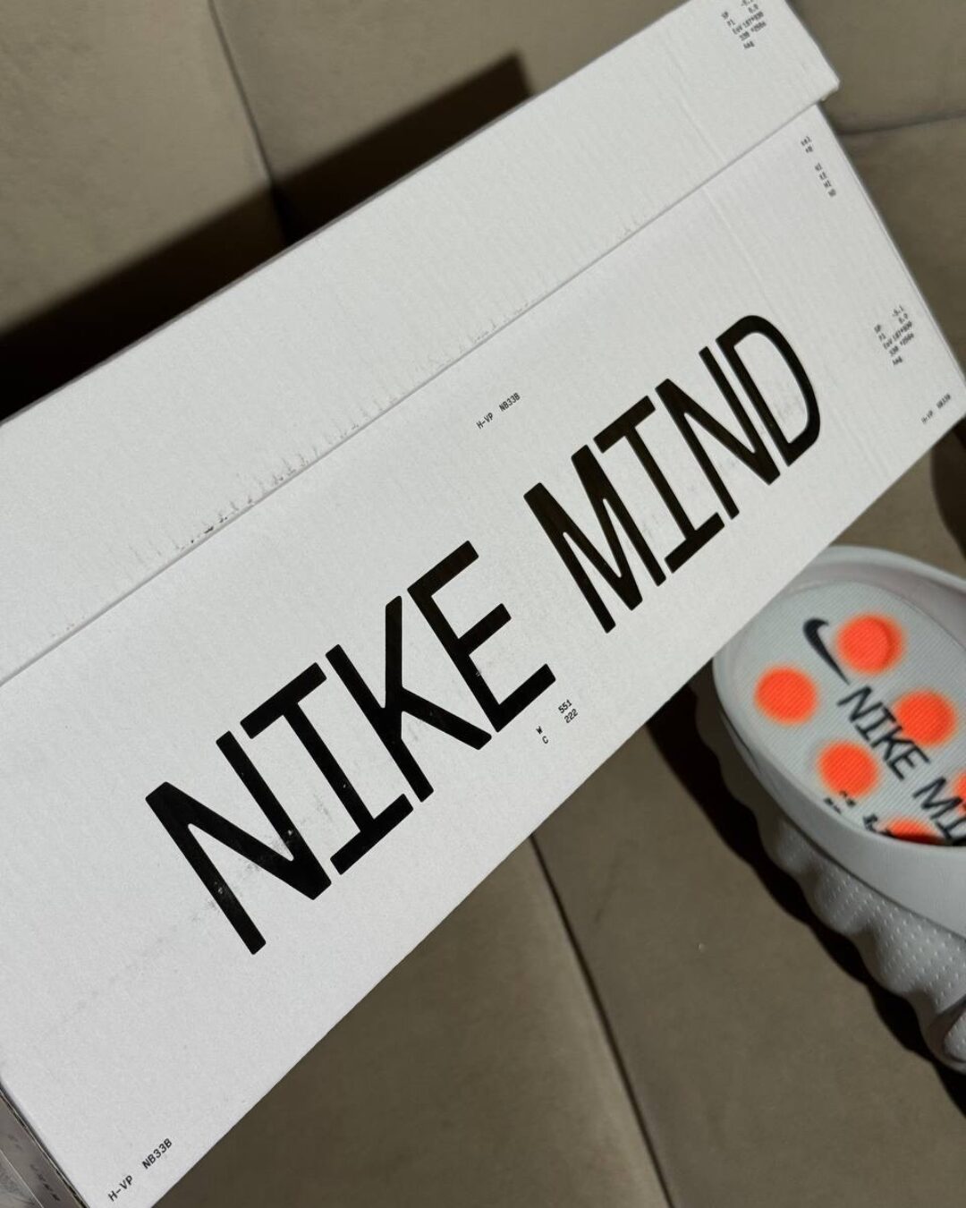 Тапки Nike Mind 001 — изображение 9