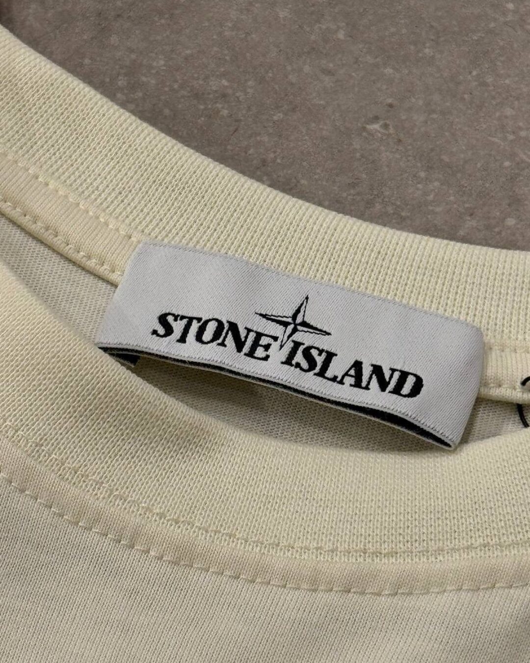 Футболка Stone Island — изображение 4