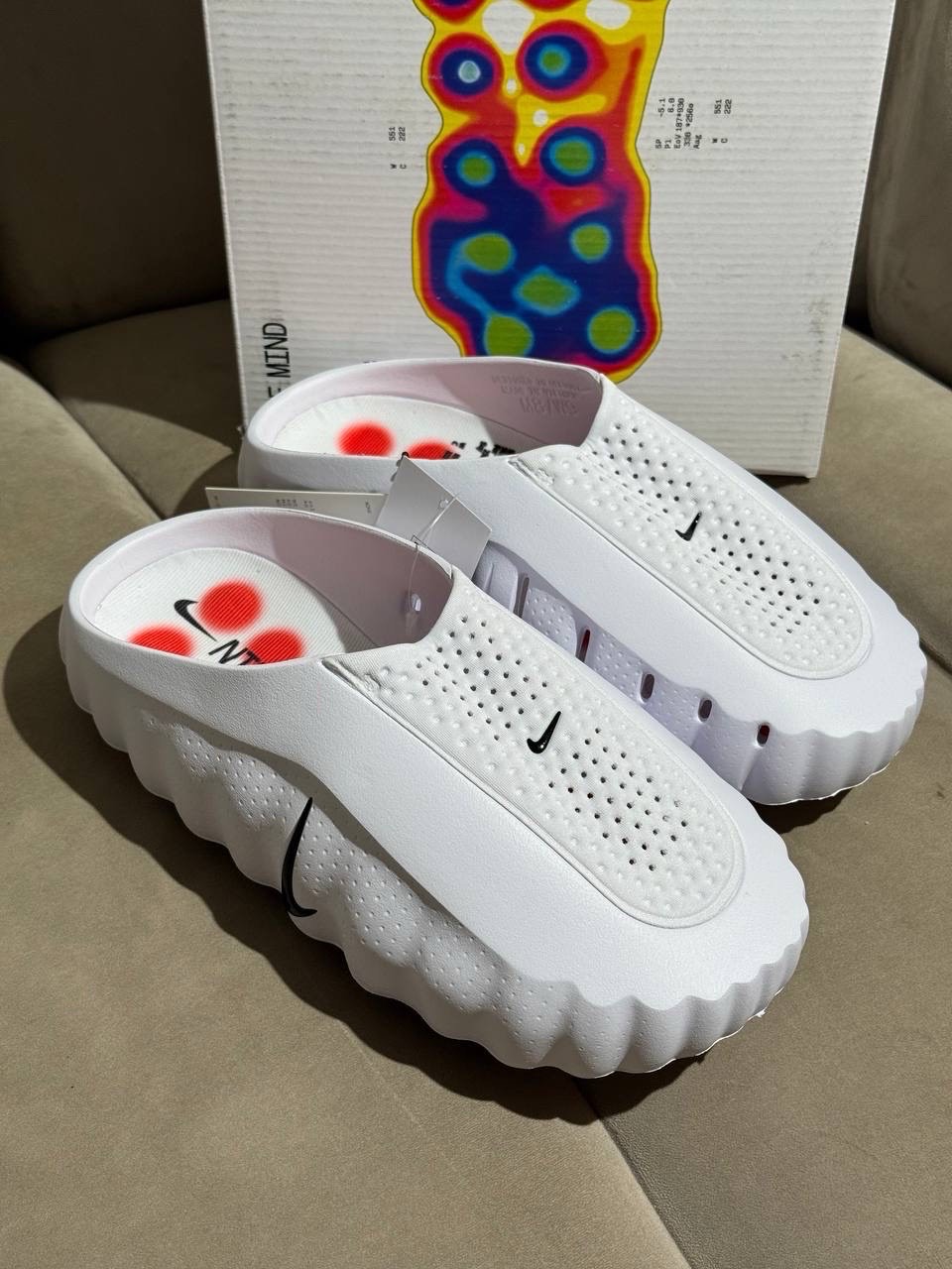 Тапки Nike Mind 001