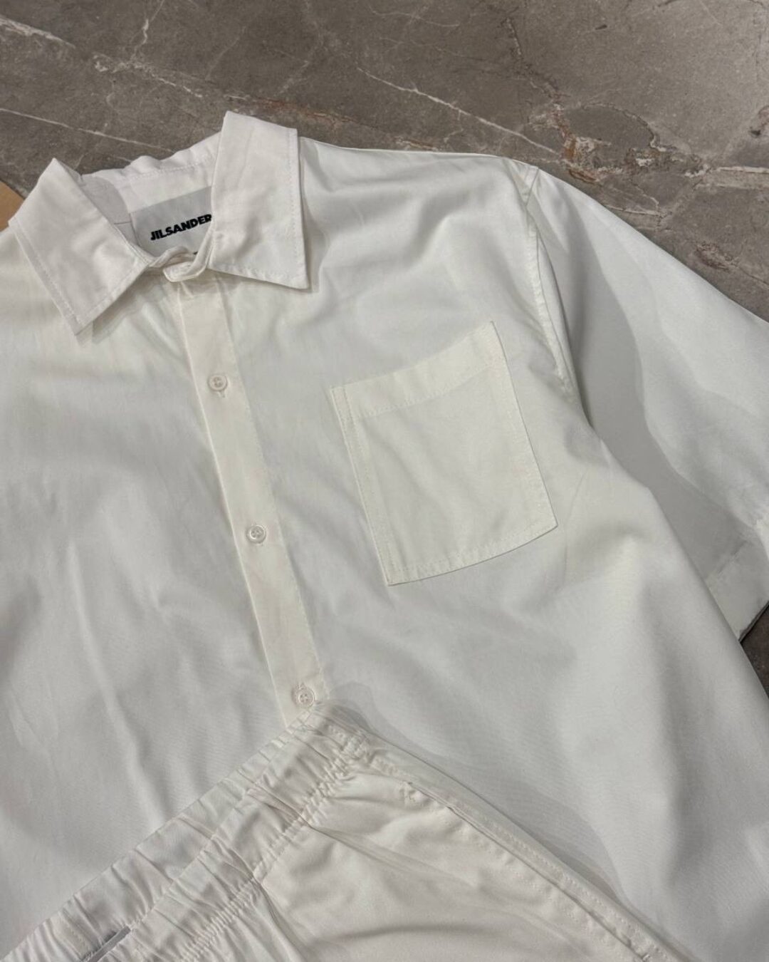 Летний костюм Jacquemus — изображение 5