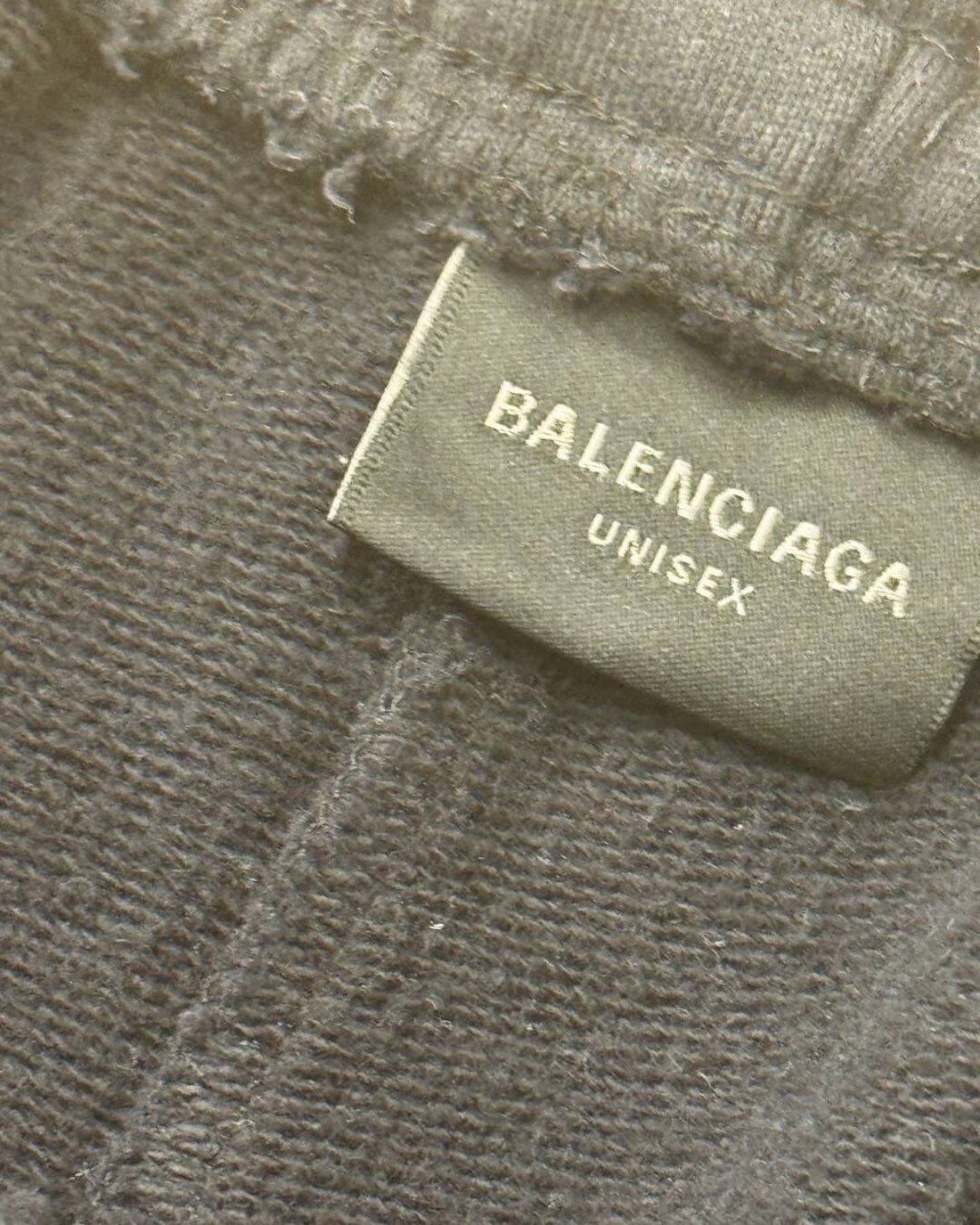 Шорты Balenciaga — изображение 4