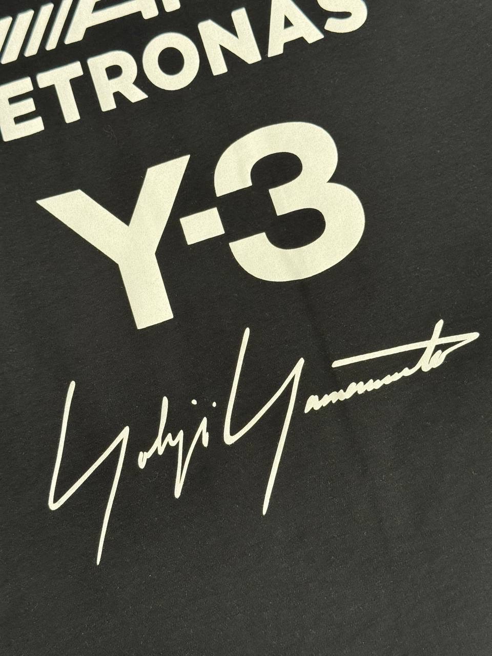 Футболка Y-3 x AMG Petronas F1 Team — фото 9