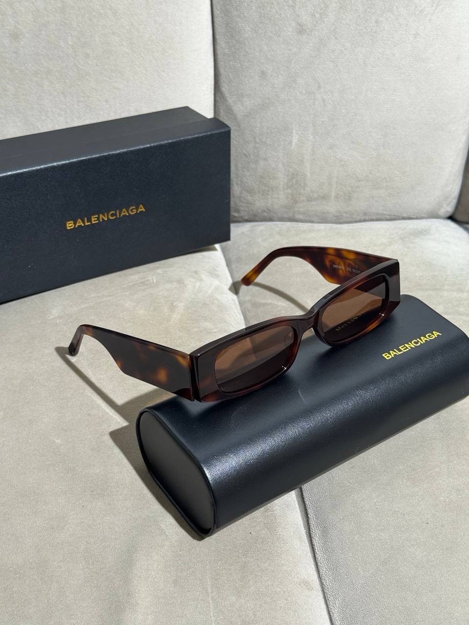 Очки Balenciaga
