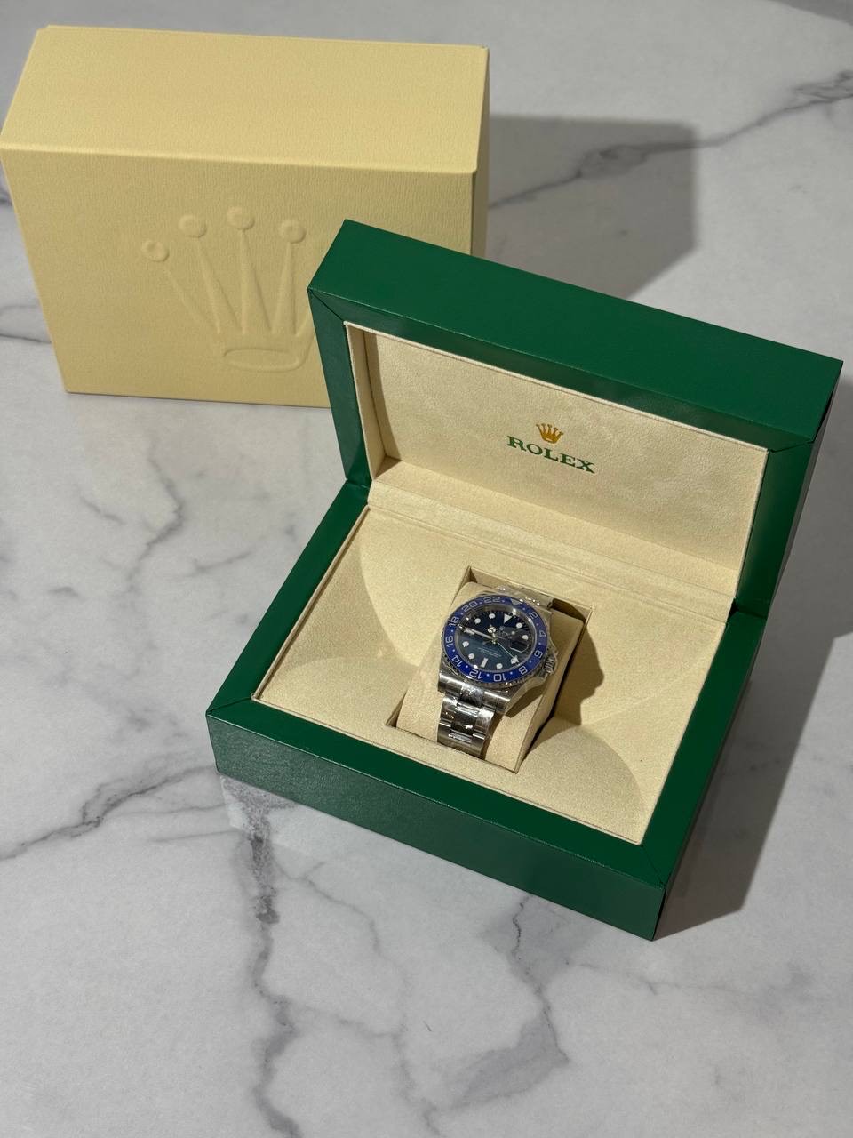 Часы Rolex Oyster Perpetual Date — фото 1