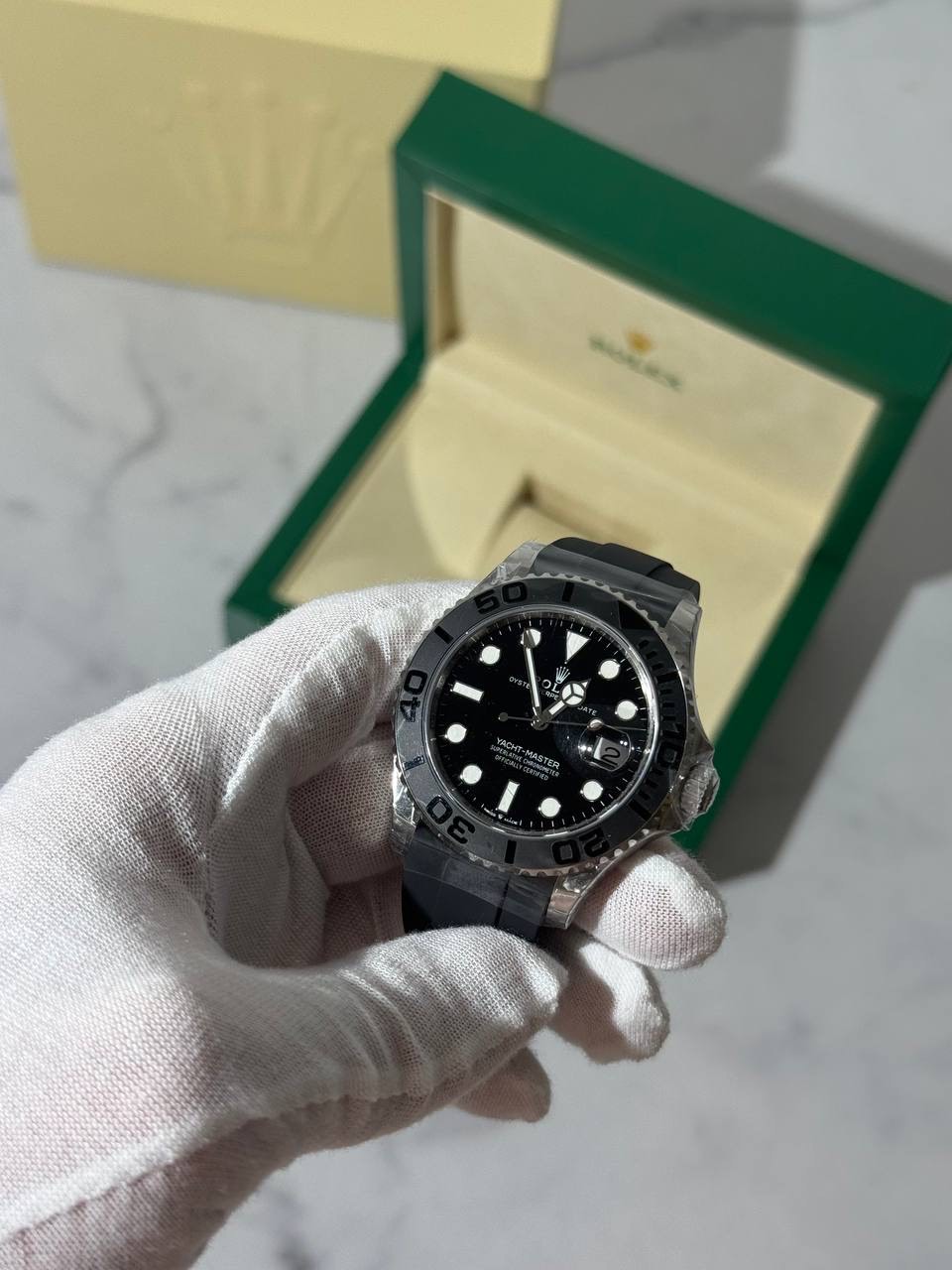 Часы Rolex Oyster Perpetual Date — фото 2