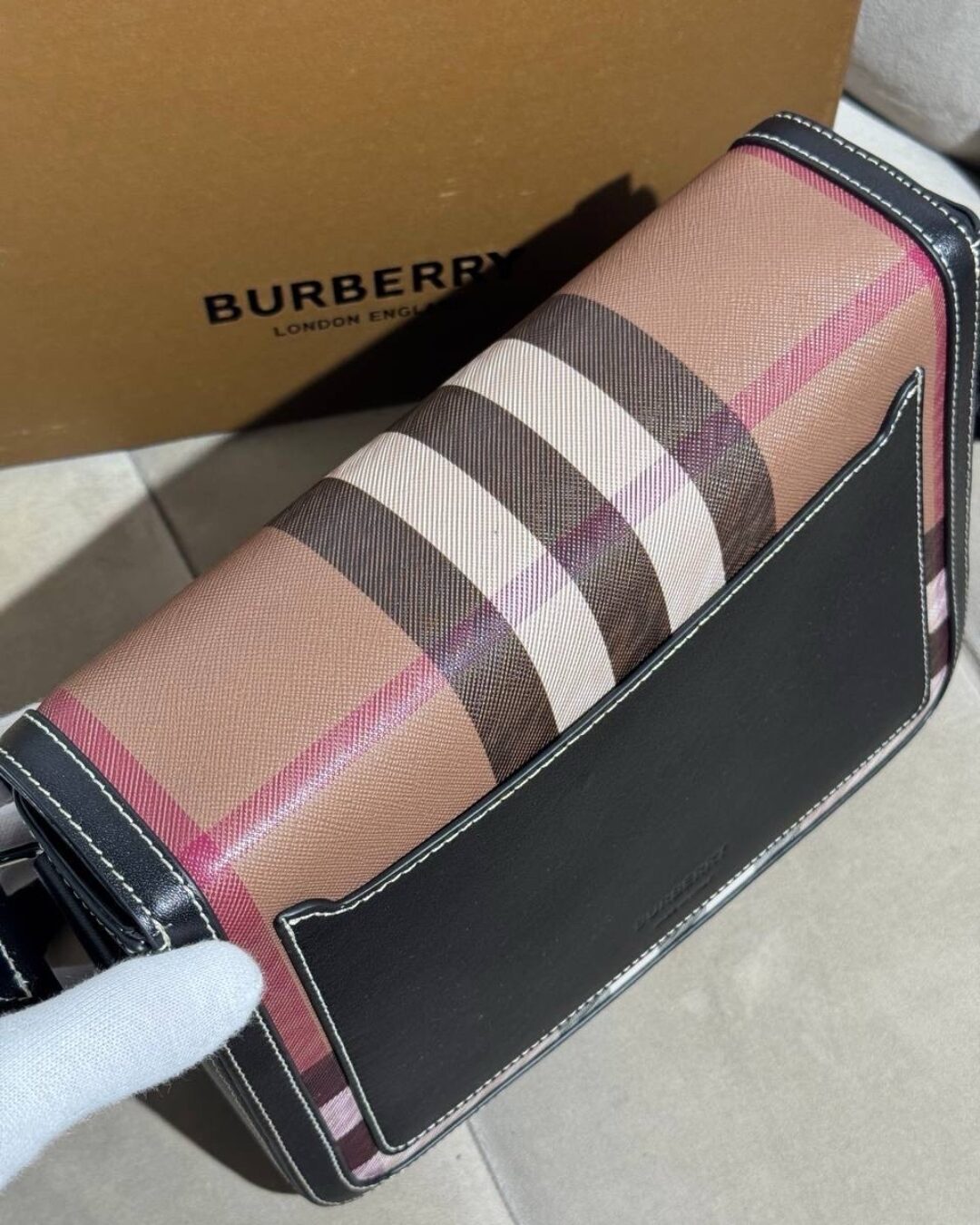 Сумка Burberry — изображение 3