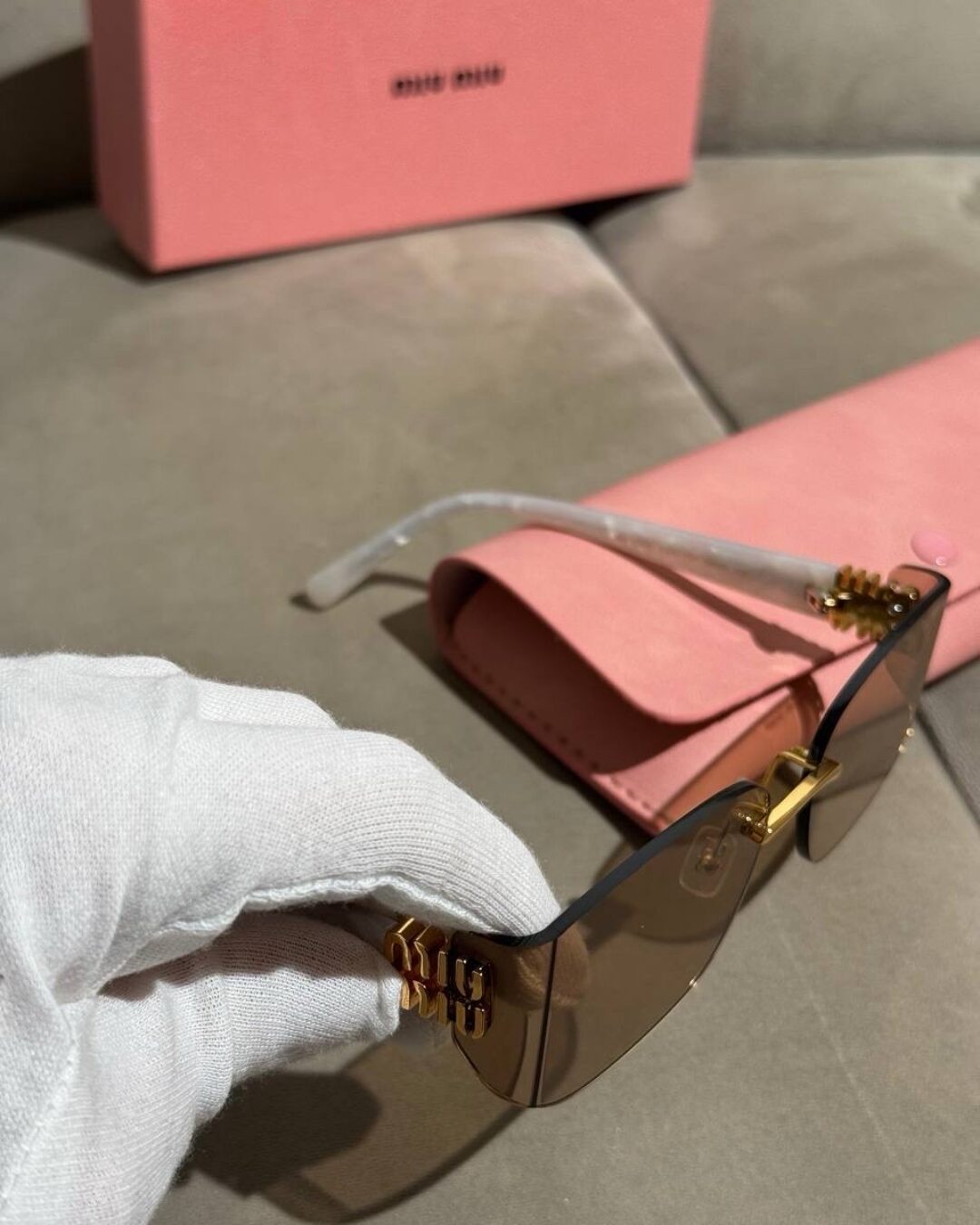Очки Miu Miu — изображение 7