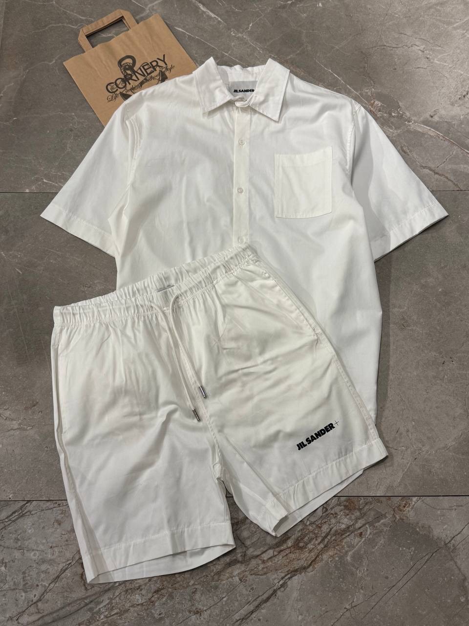 Летний костюм Jacquemus
