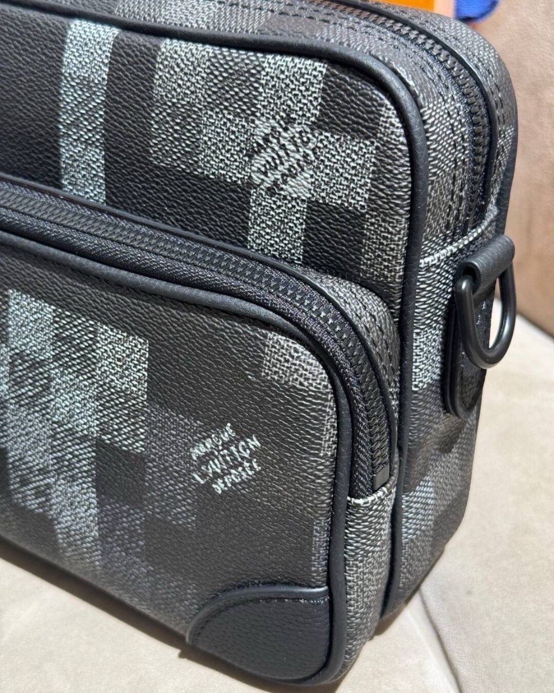 Сумка Louis Vuitton — изображение 8