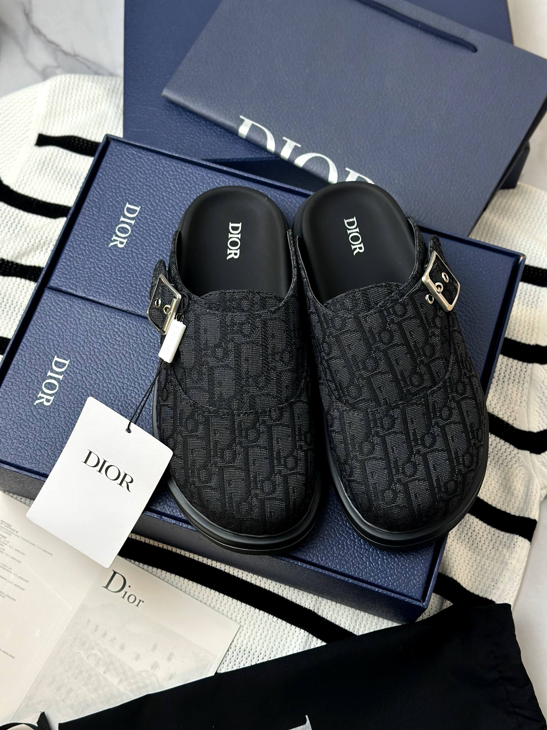 Сабо Dior