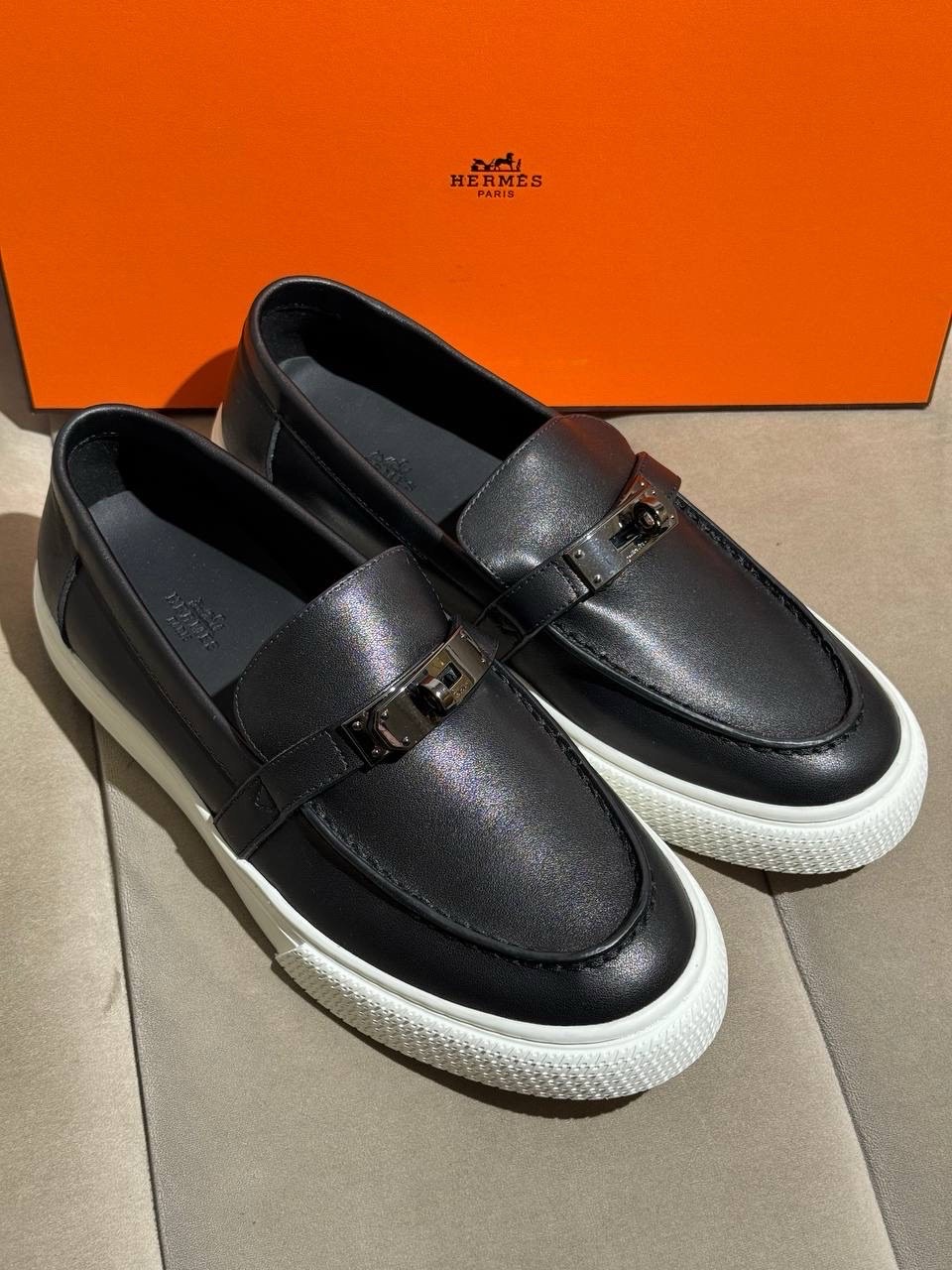 Лоферы Hermes