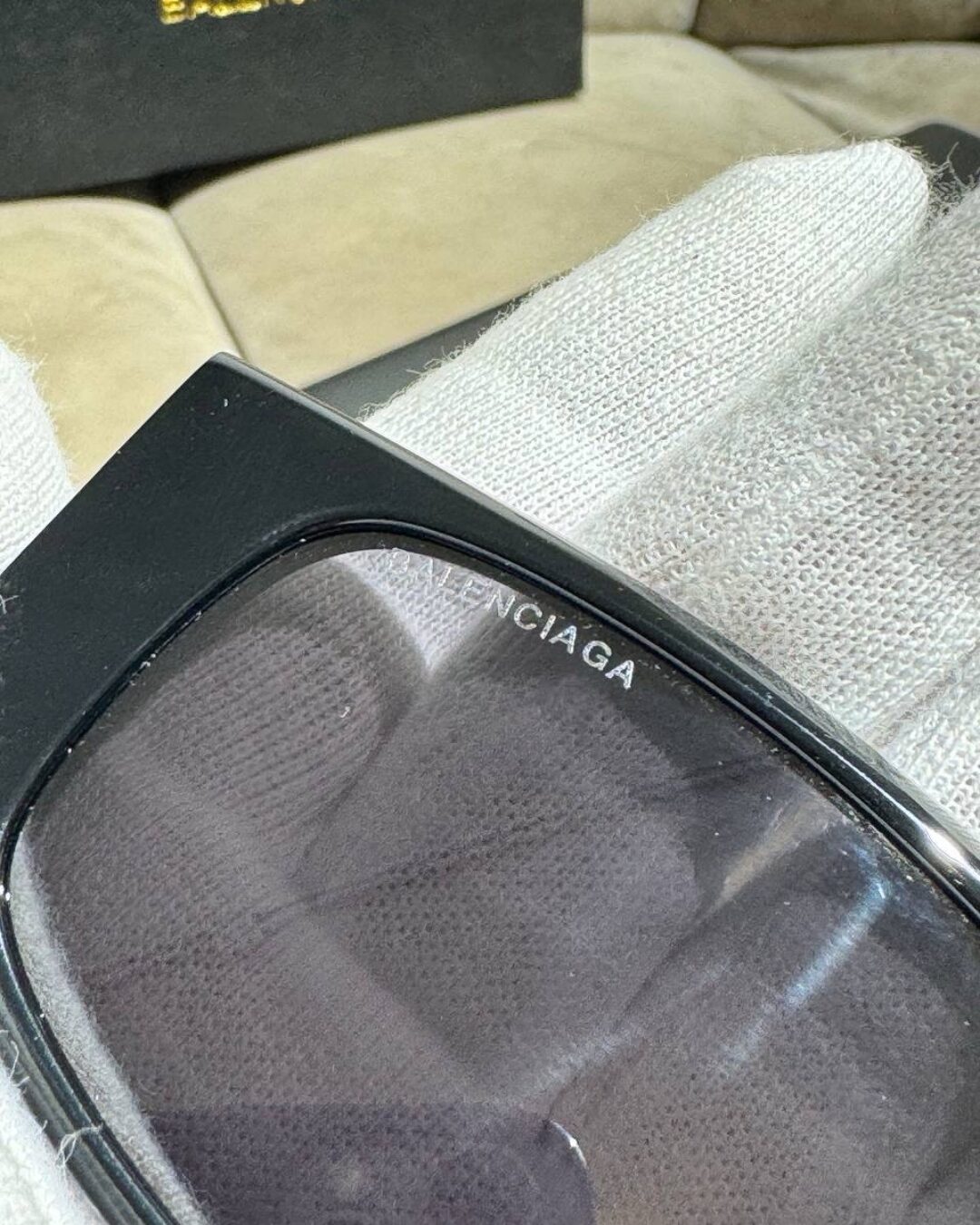 Очки Balenciaga — изображение 9
