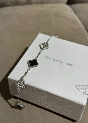 Браслет Van Cleef