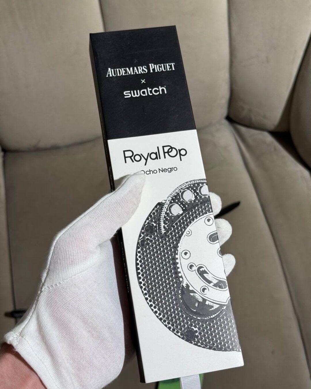 Часы Audemars Piguet x Swatch Royal Pop — изображение 3