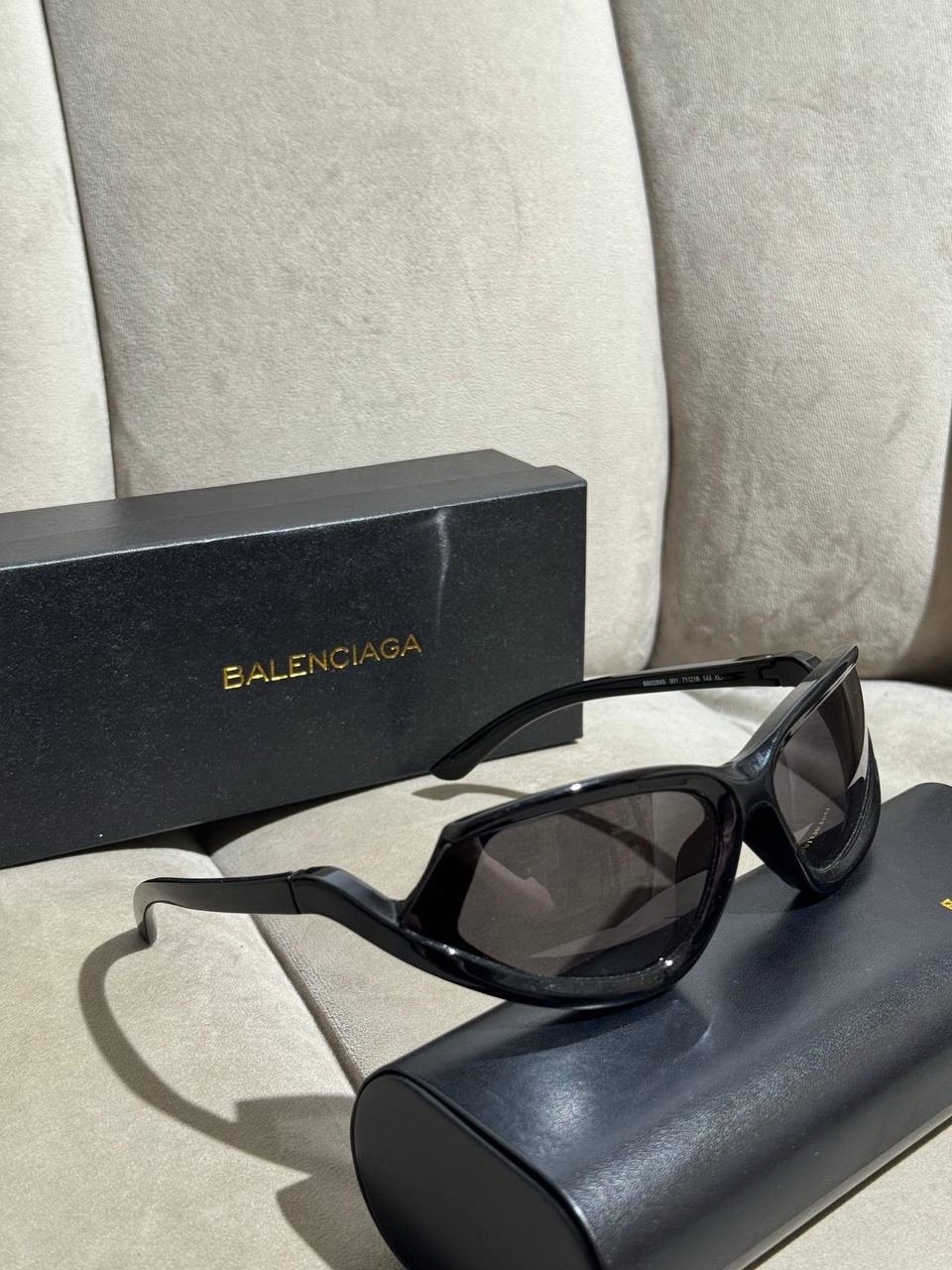Очки Balenciaga