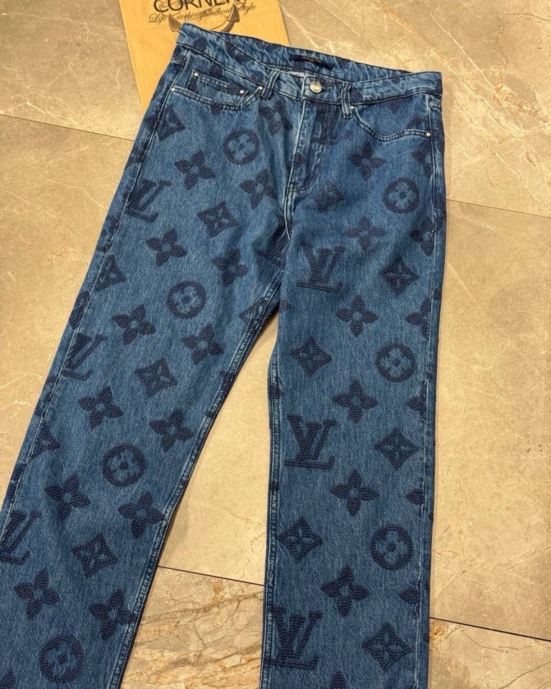 Джинсы Louis Vuitton — изображение 8