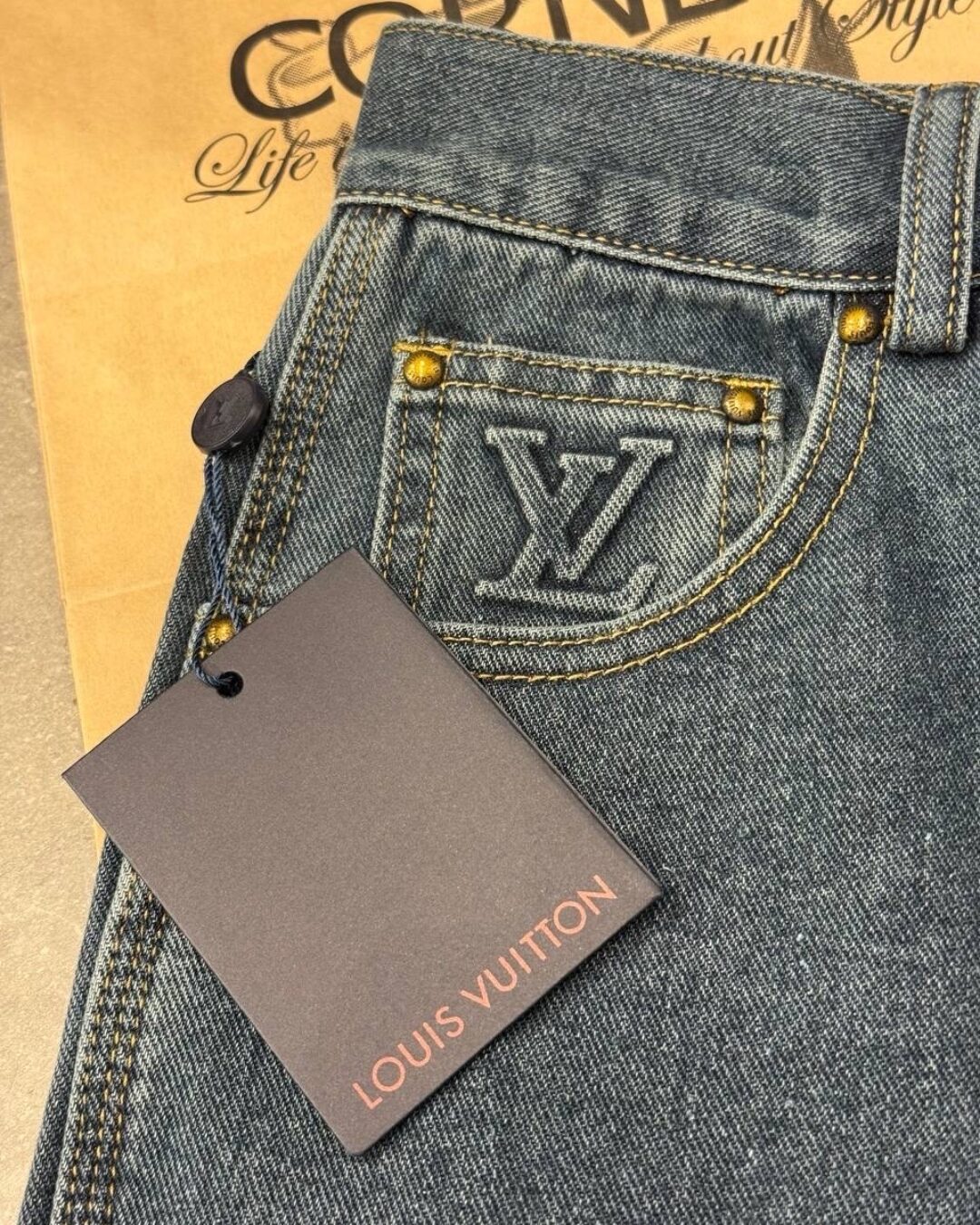 Джинсы Louis Vuitton — изображение 5