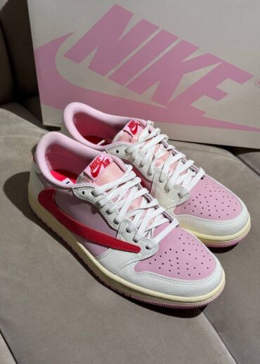 Кеды Travis Scott X Air Jordan 1 OG Sai Tropical Pink