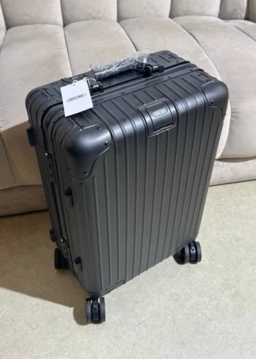 Чемодан Rimowa