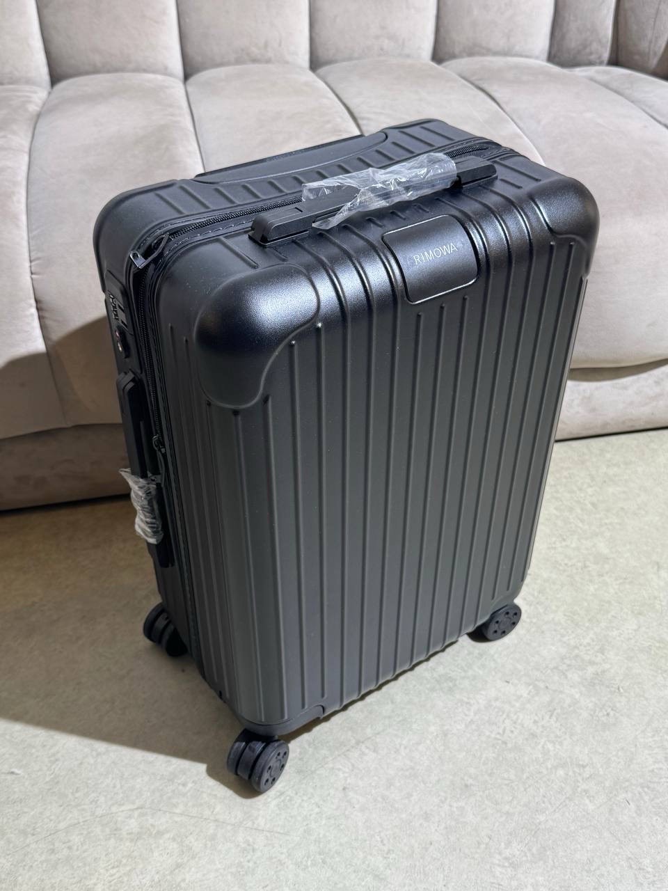 Чемодан Rimowa