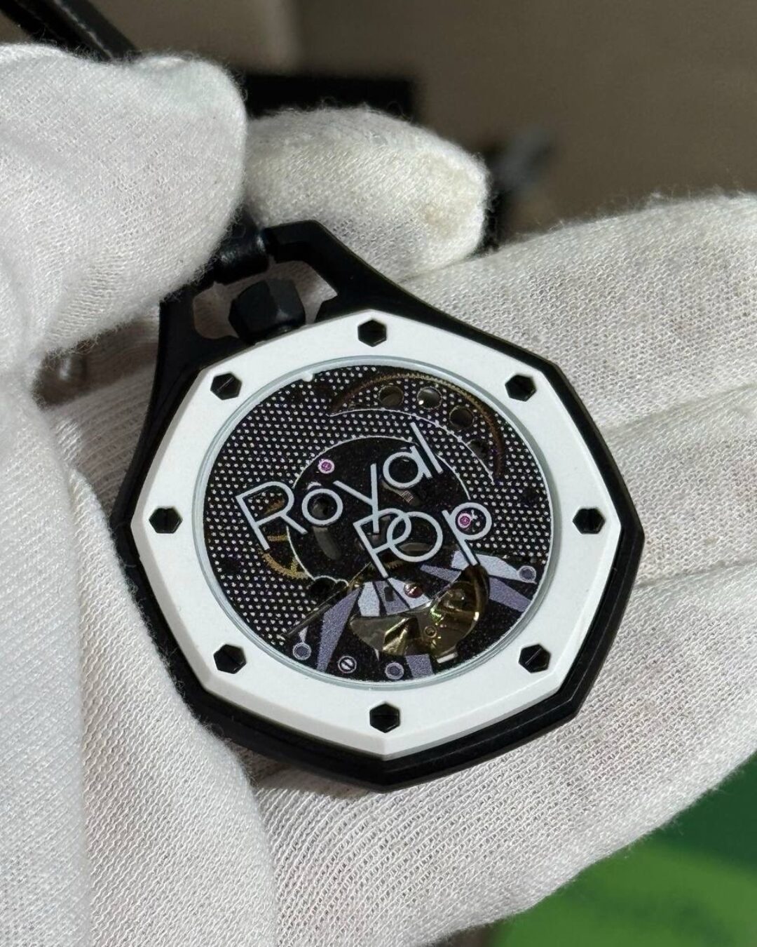 Часы Audemars Piguet x Swatch Royal Pop — изображение 8