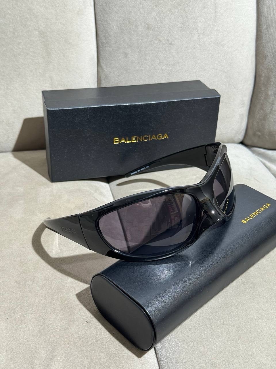 Очки Balenciaga