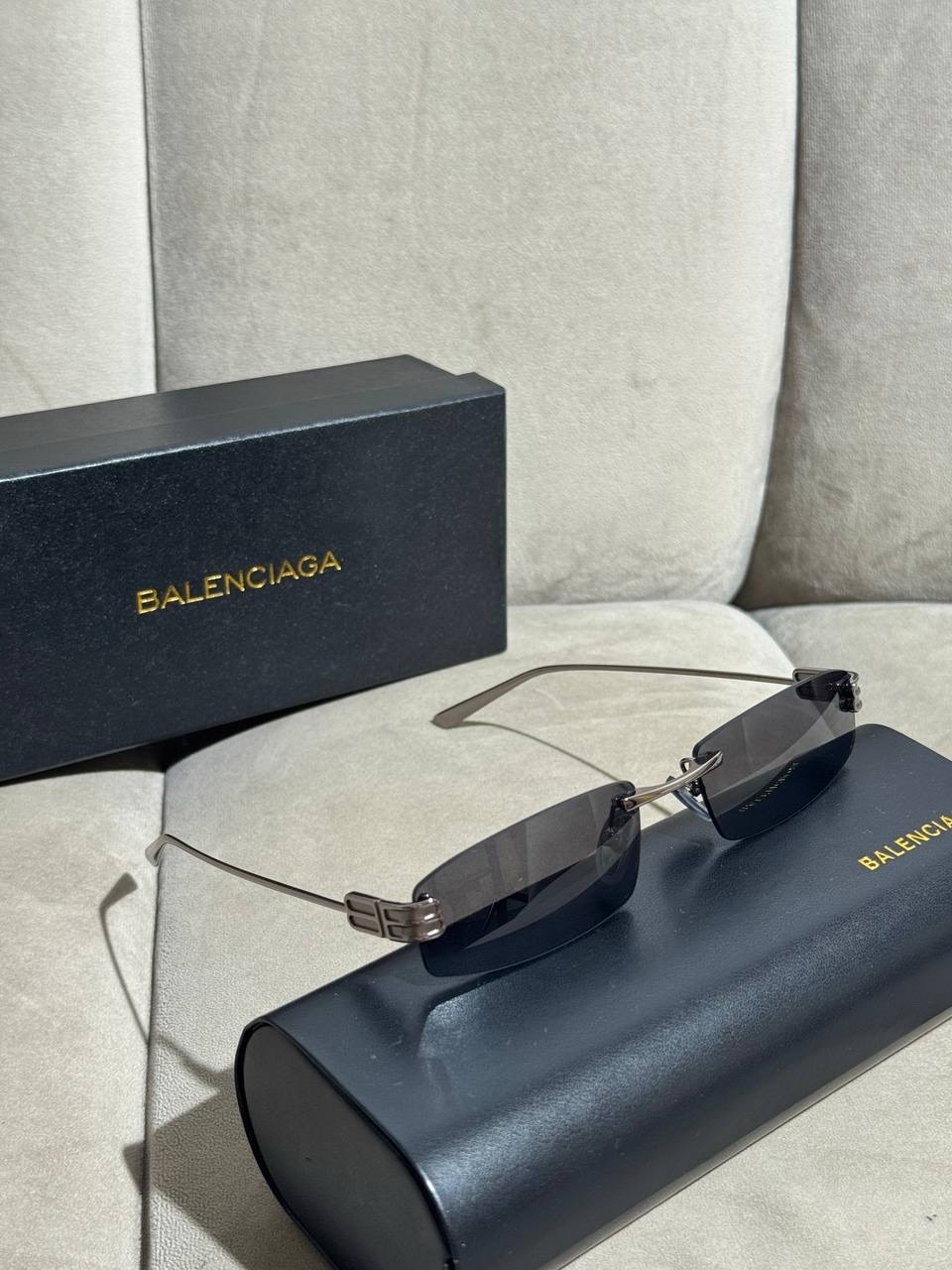 Очки Balenciaga