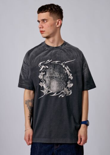 Футболка Givenchy