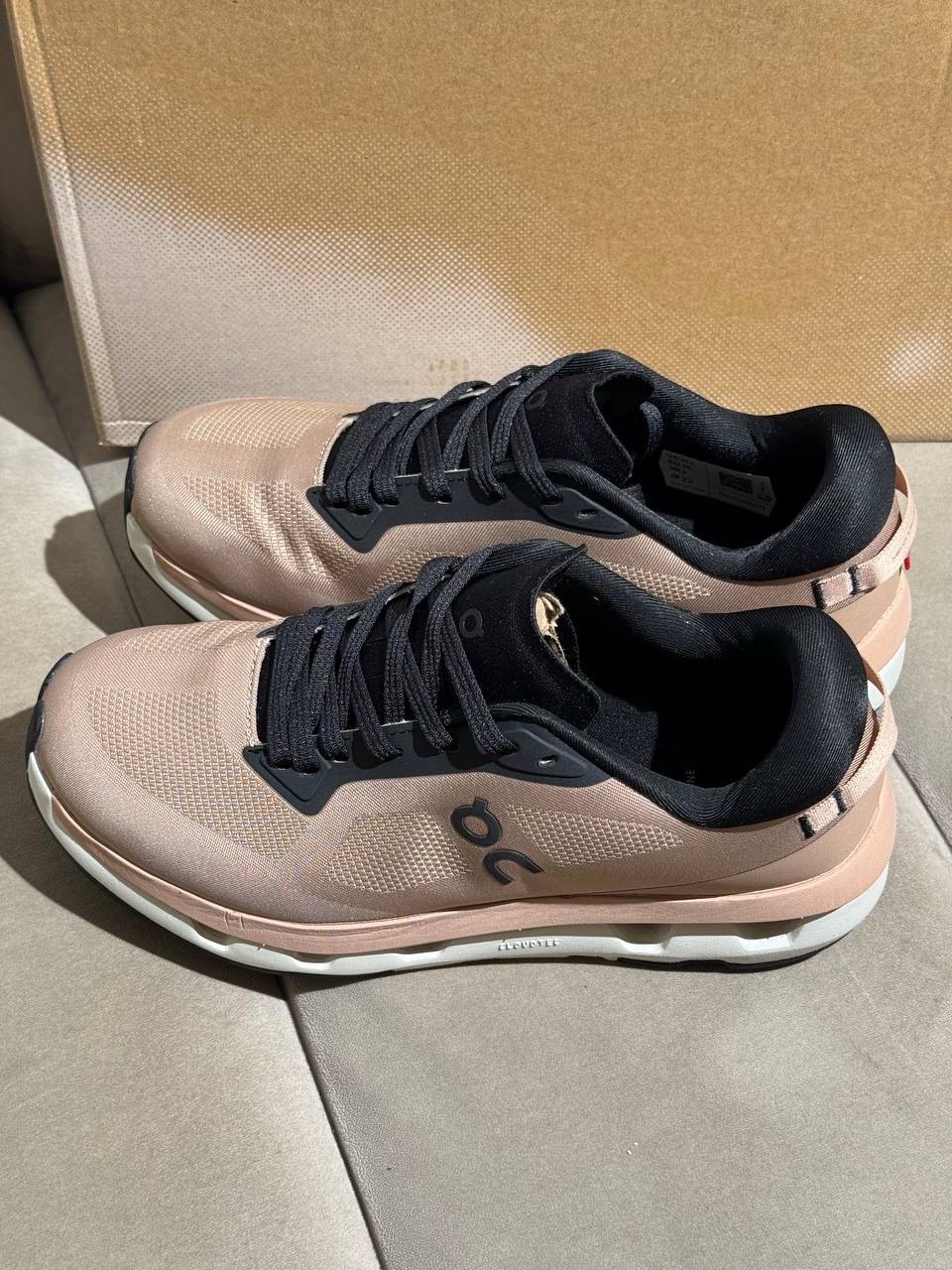 Кроссовки On — фото 5
