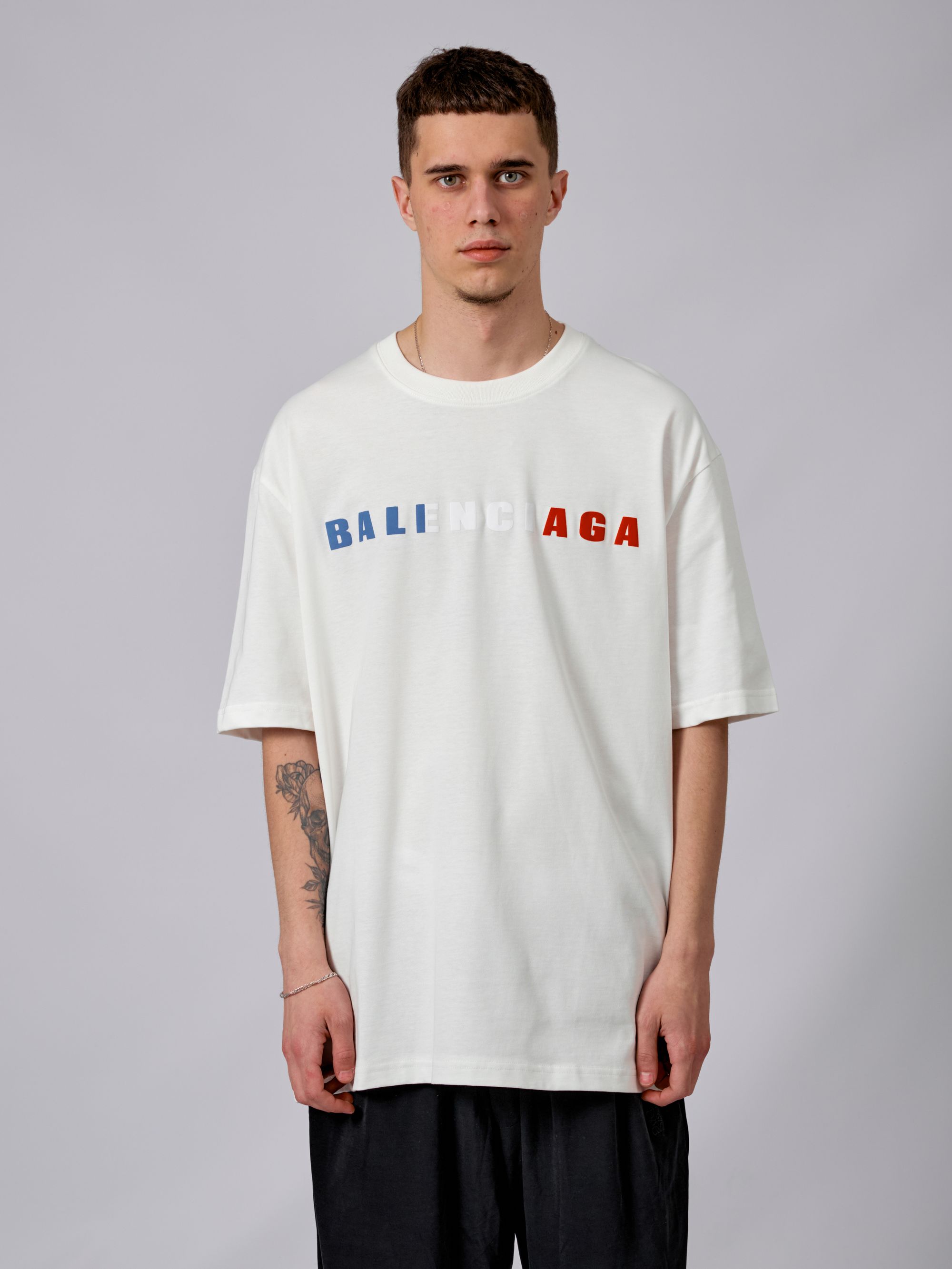 Футболка Balenciaga — фото 1