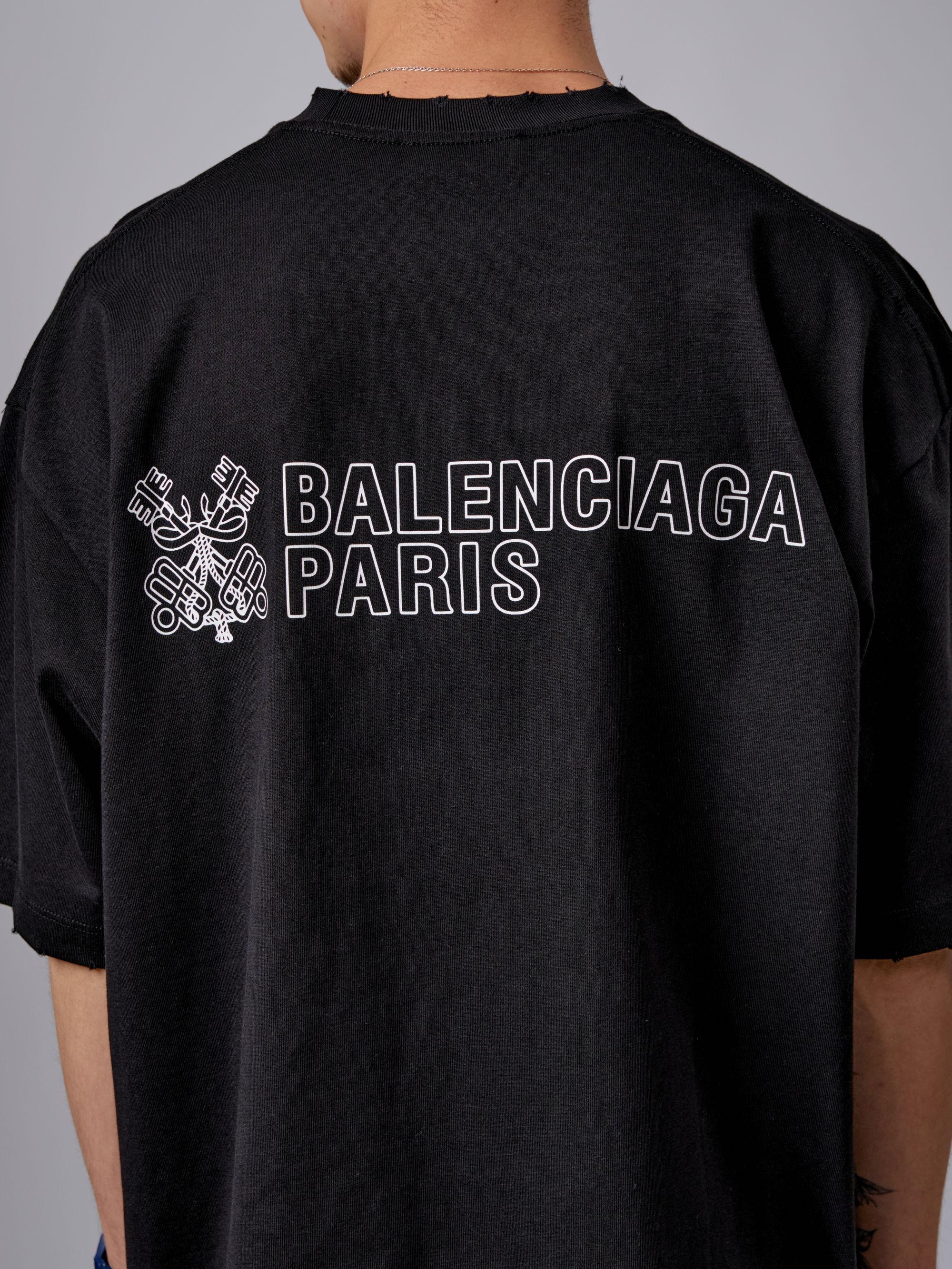 Футболка Balenciaga — фото 5