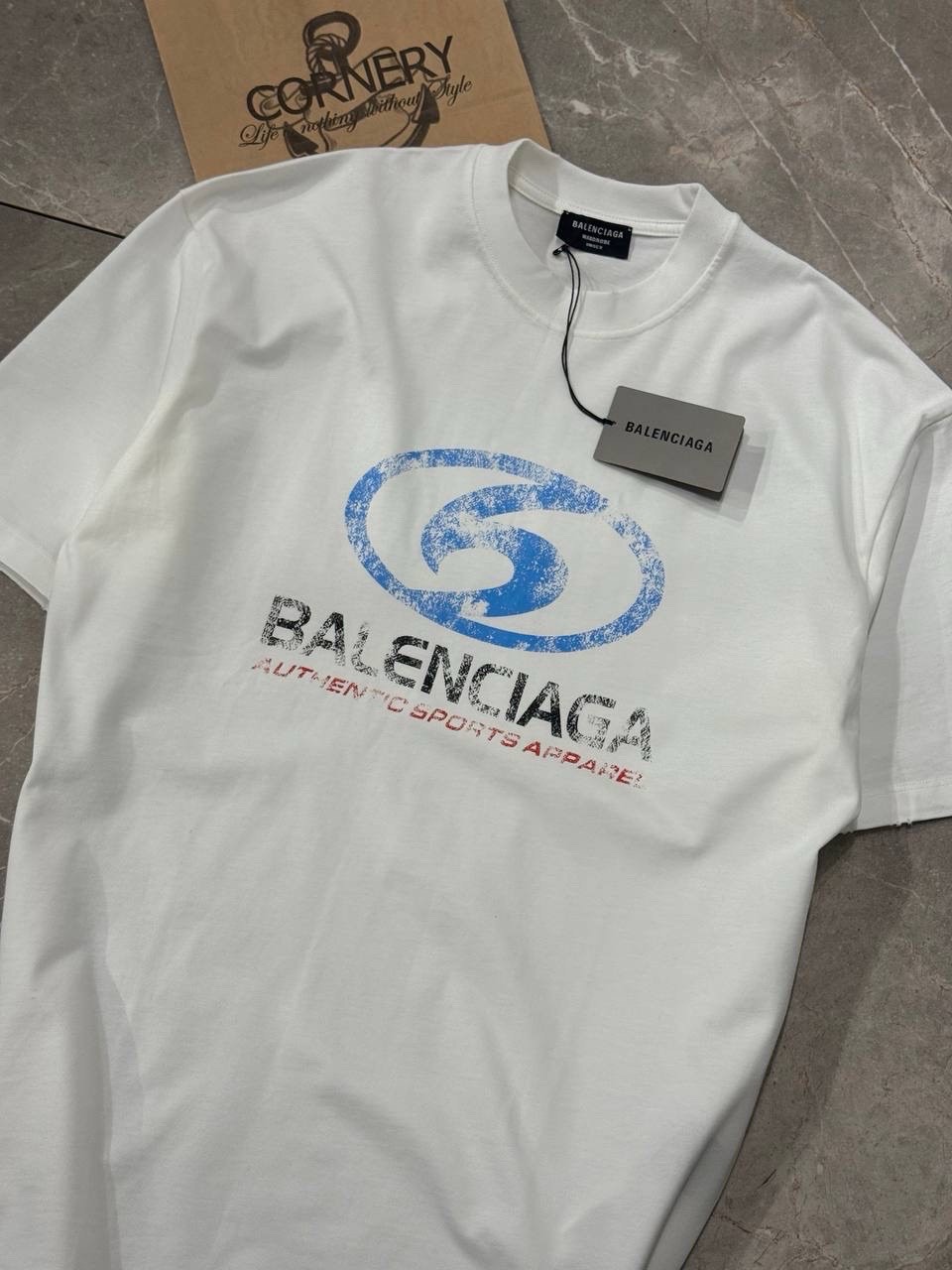 Футболка Balenciaga — фото 8