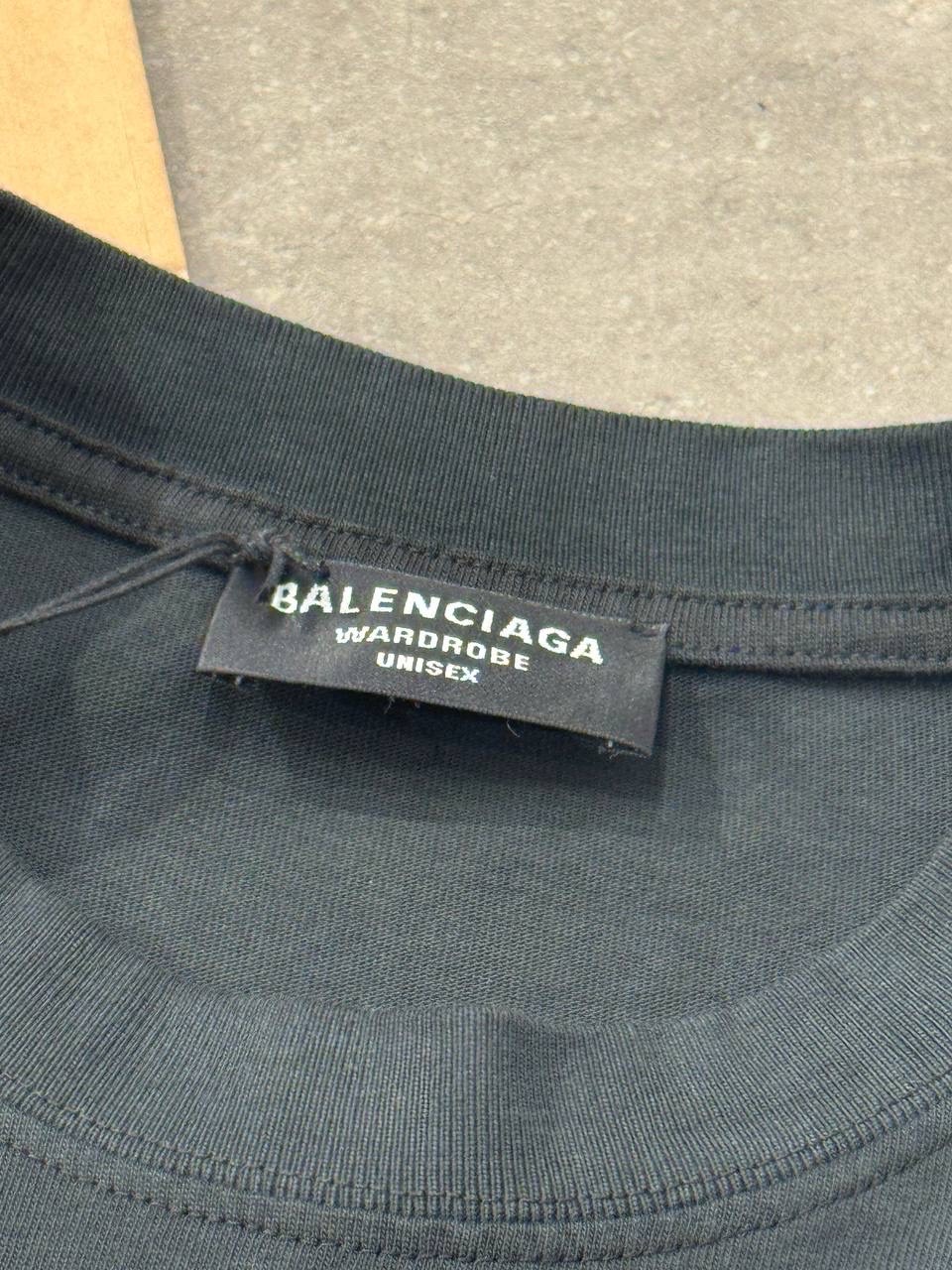 Футболка Balenciaga — фото 5