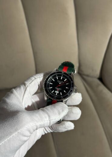 Часы Gucci Dive