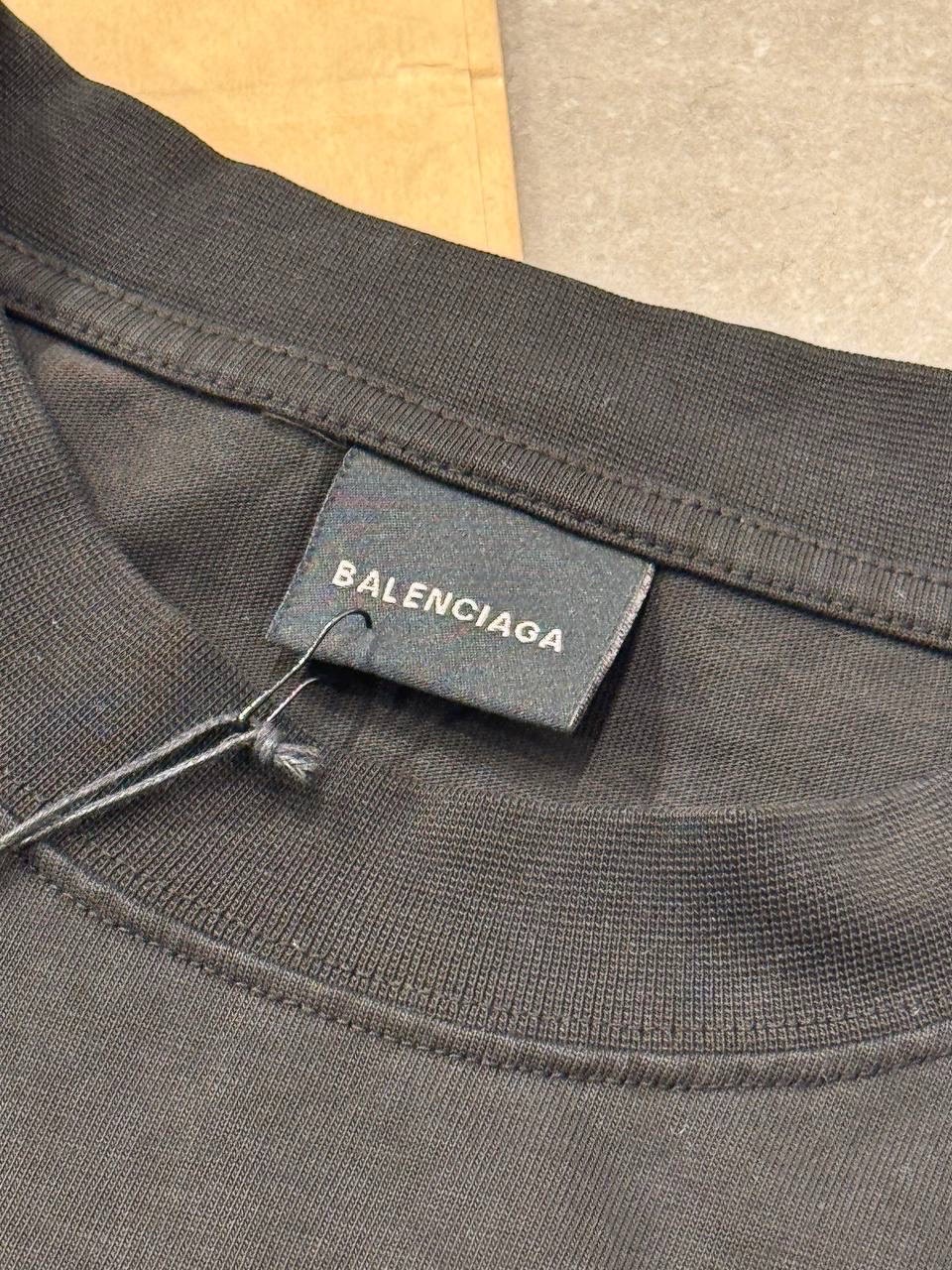 Футболка Balenciaga — фото 9
