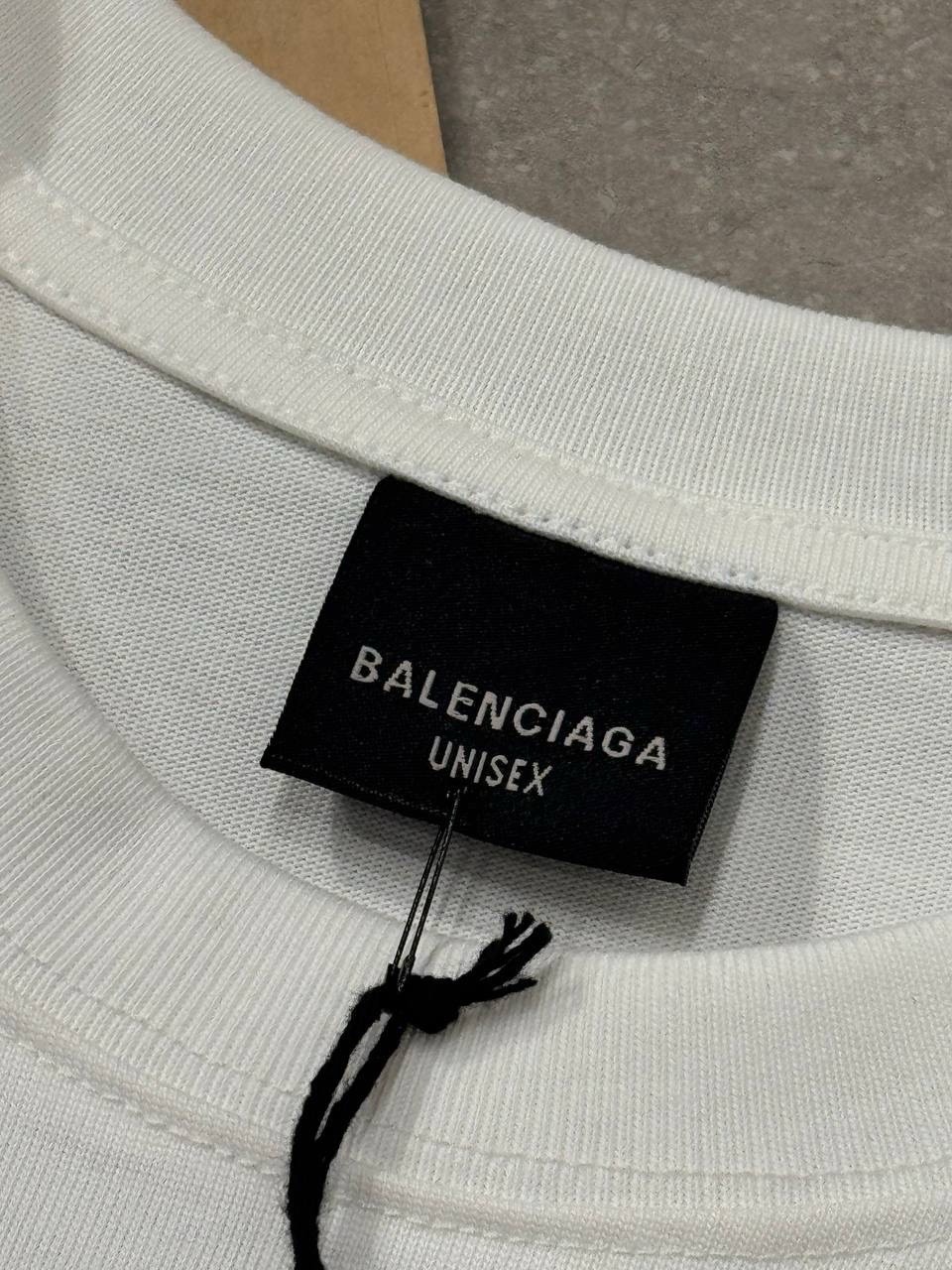 Футболка Balenciaga — фото 9