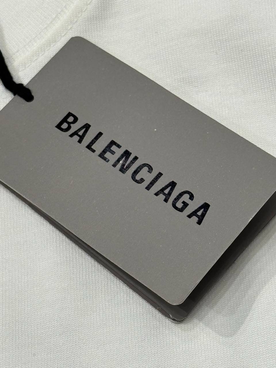 Футболка Balenciaga — фото 7
