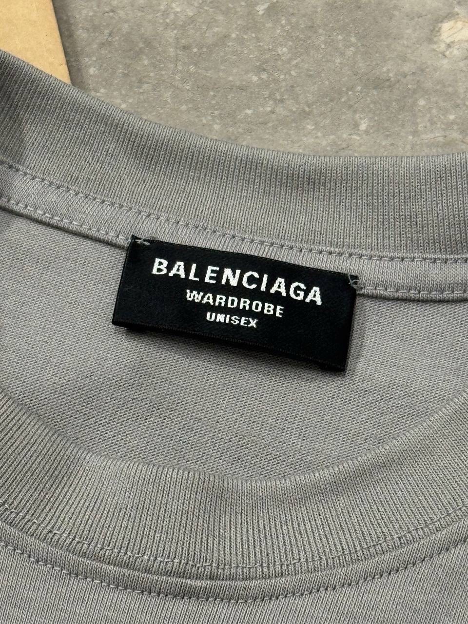 Футболка Balenciaga — фото 4