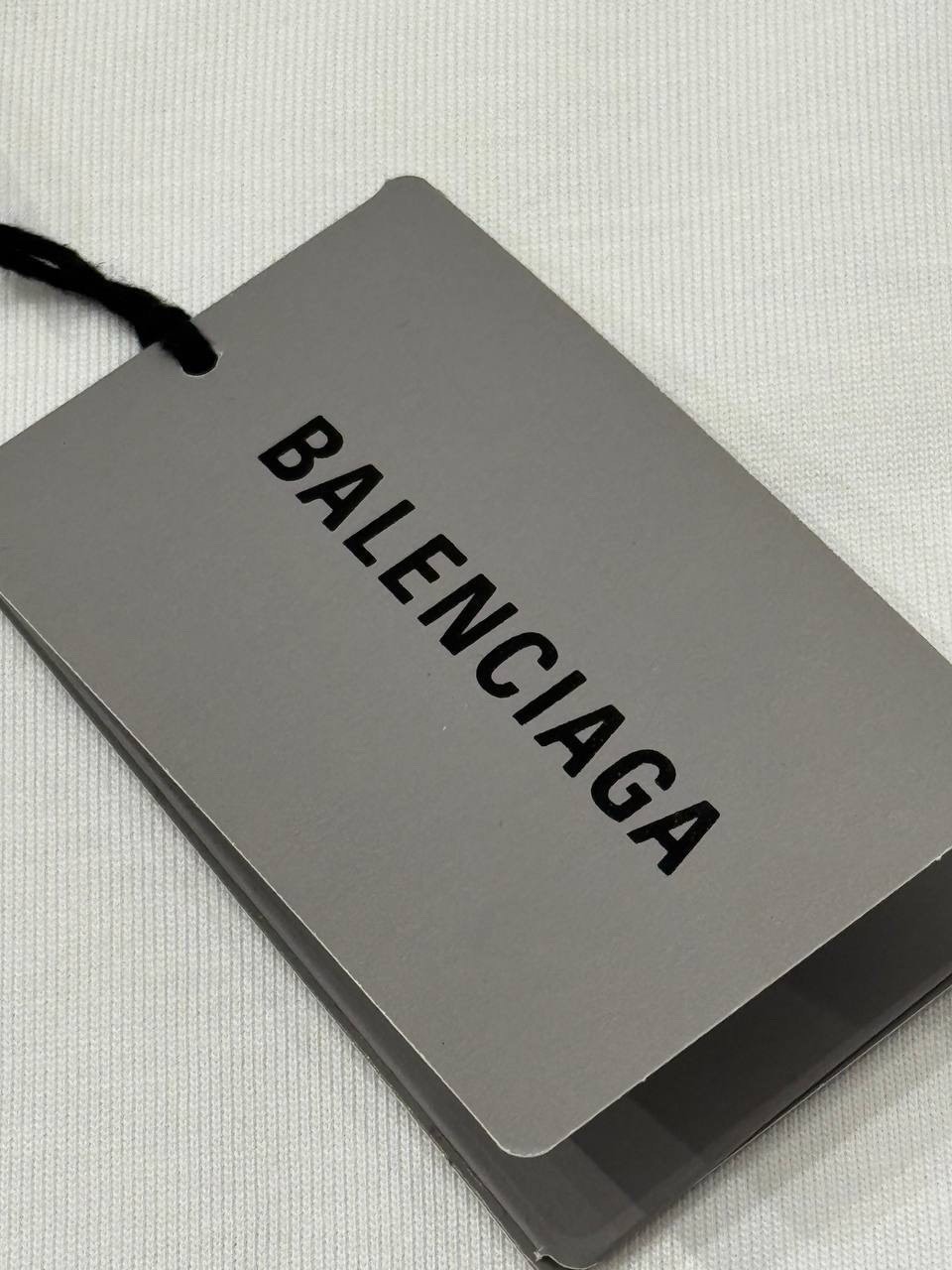 Футболка Balenciaga — фото 8