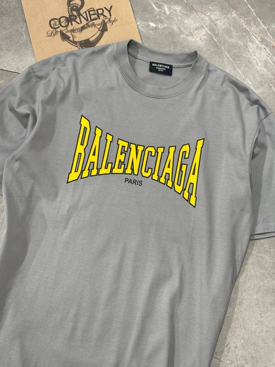 Футболка Balenciaga — фото 6