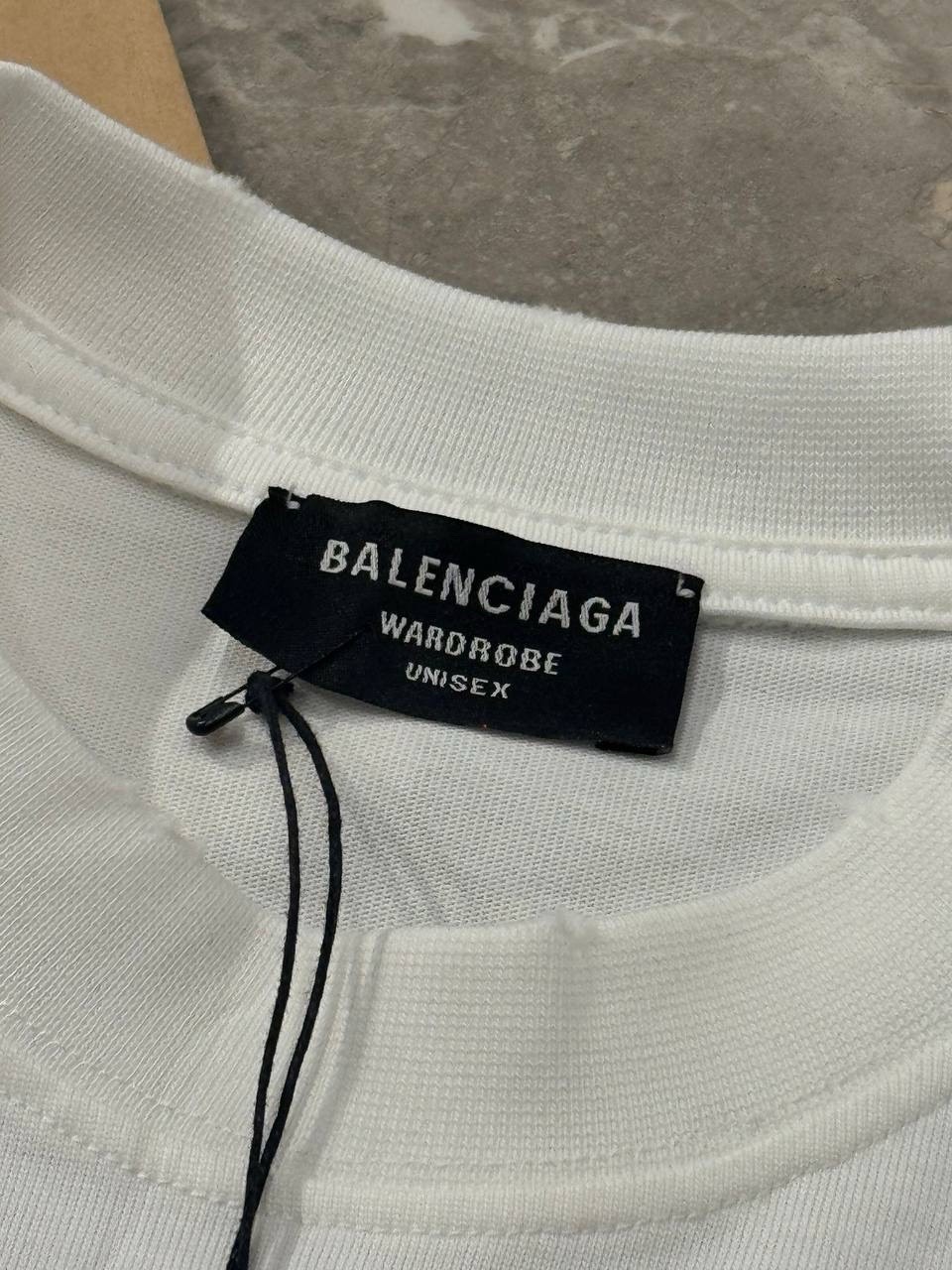Футболка Balenciaga — фото 6