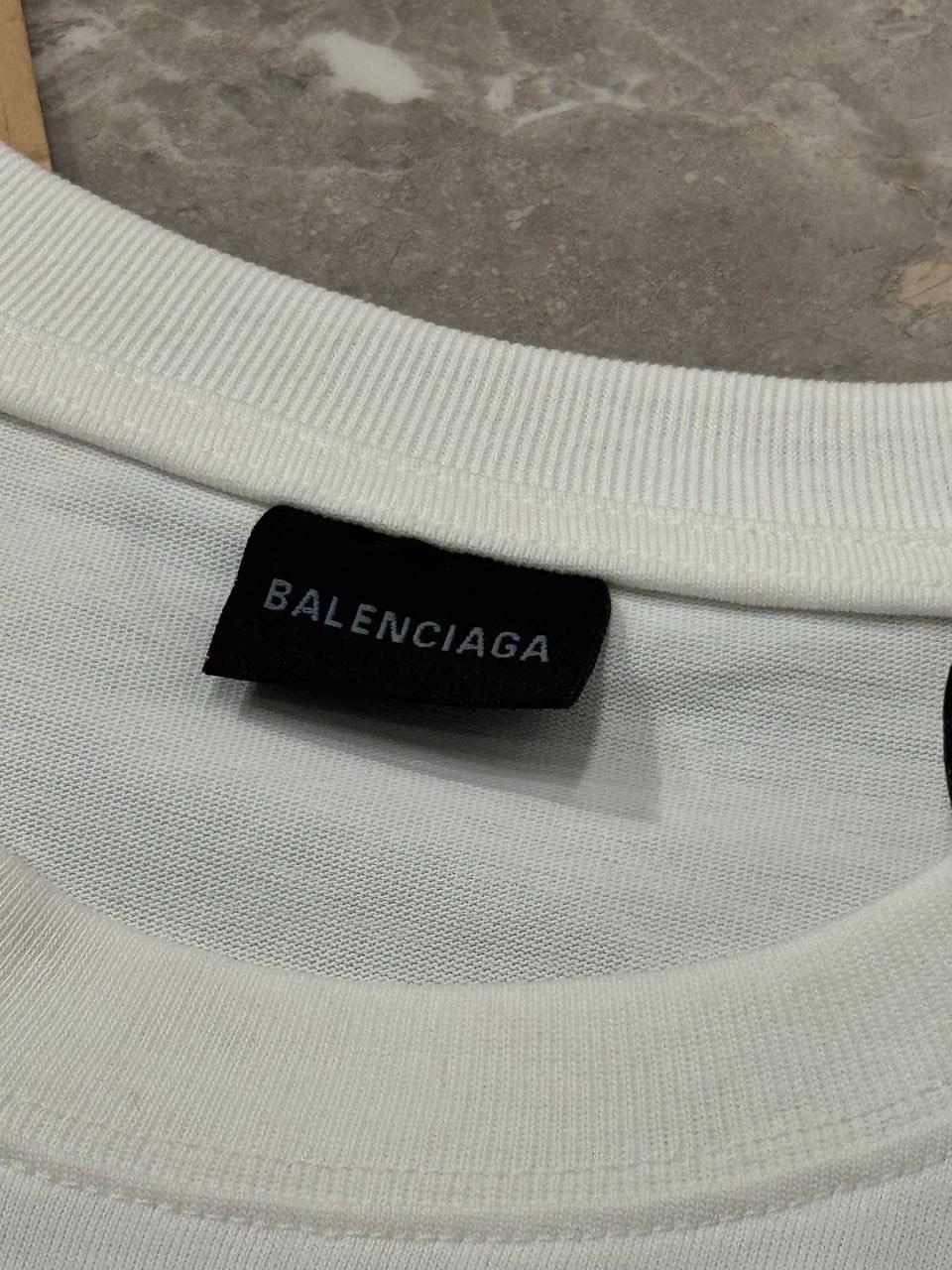 Футболка Balenciaga — фото 10