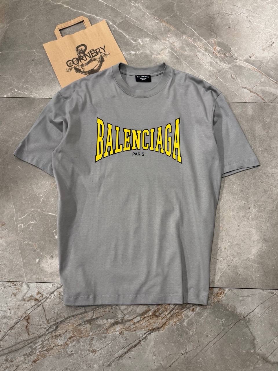 Футболка Balenciaga — фото 1